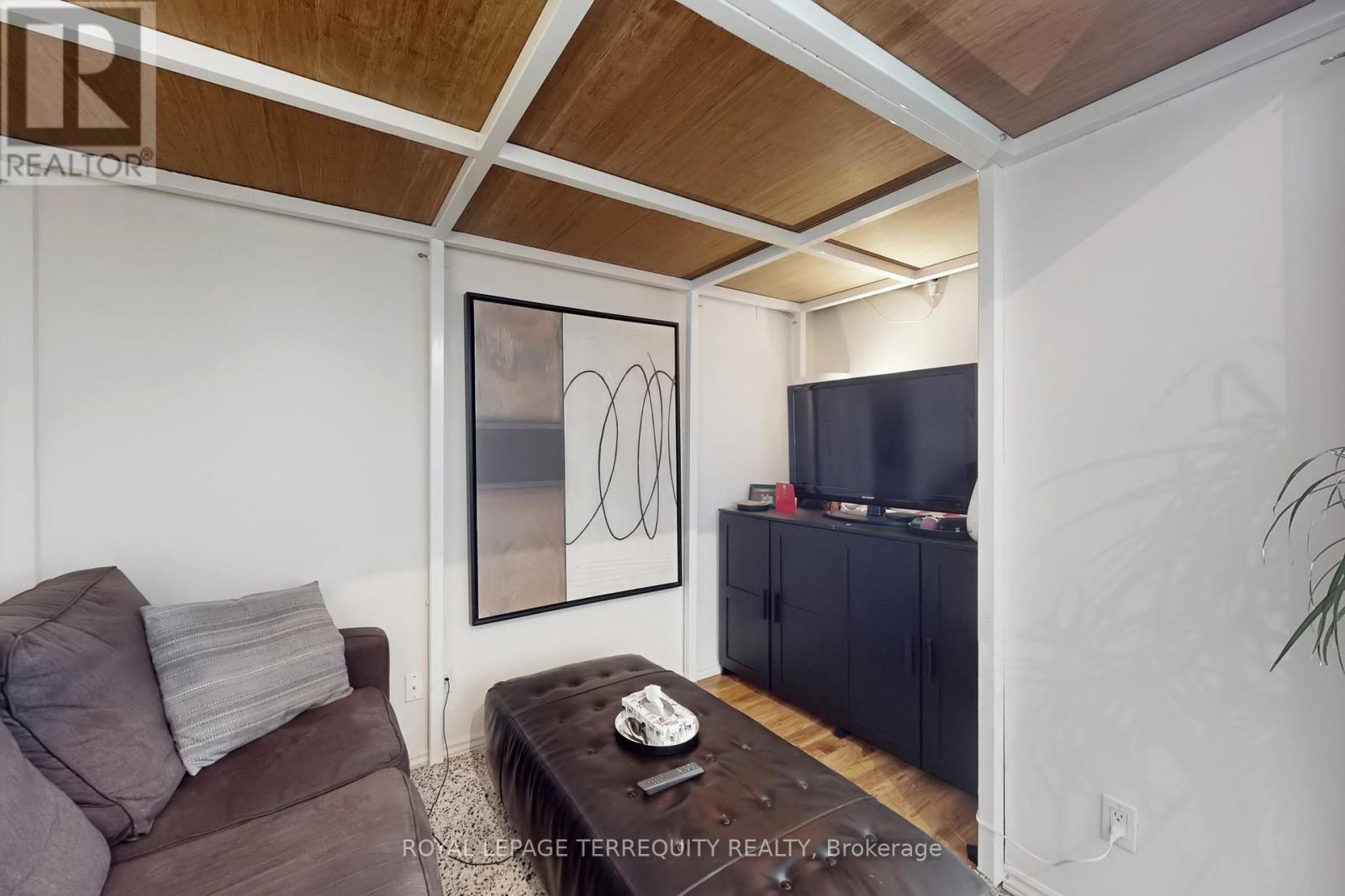 201 - 73 Richmond Street W, Toronto (Bay Street Corridor), Ontario  M5H 4E8 - Photo 22 - C12214355