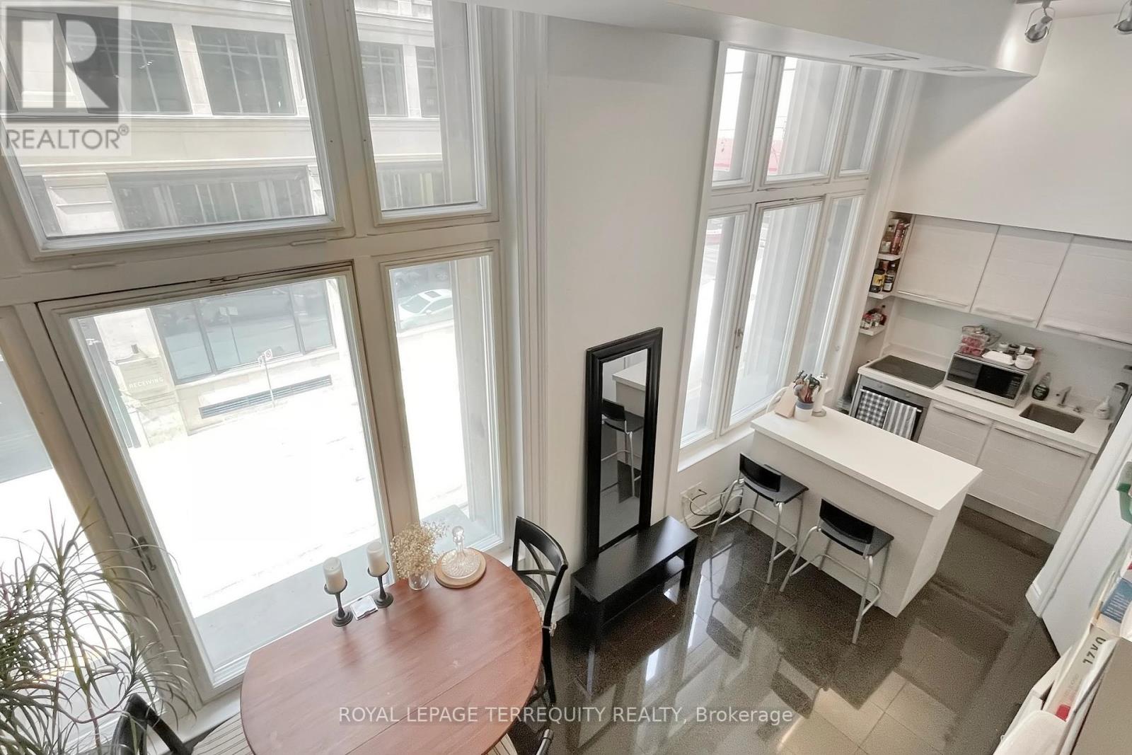 201 - 73 Richmond Street W, Toronto (Bay Street Corridor), Ontario  M5H 4E8 - Photo 40 - C12214355