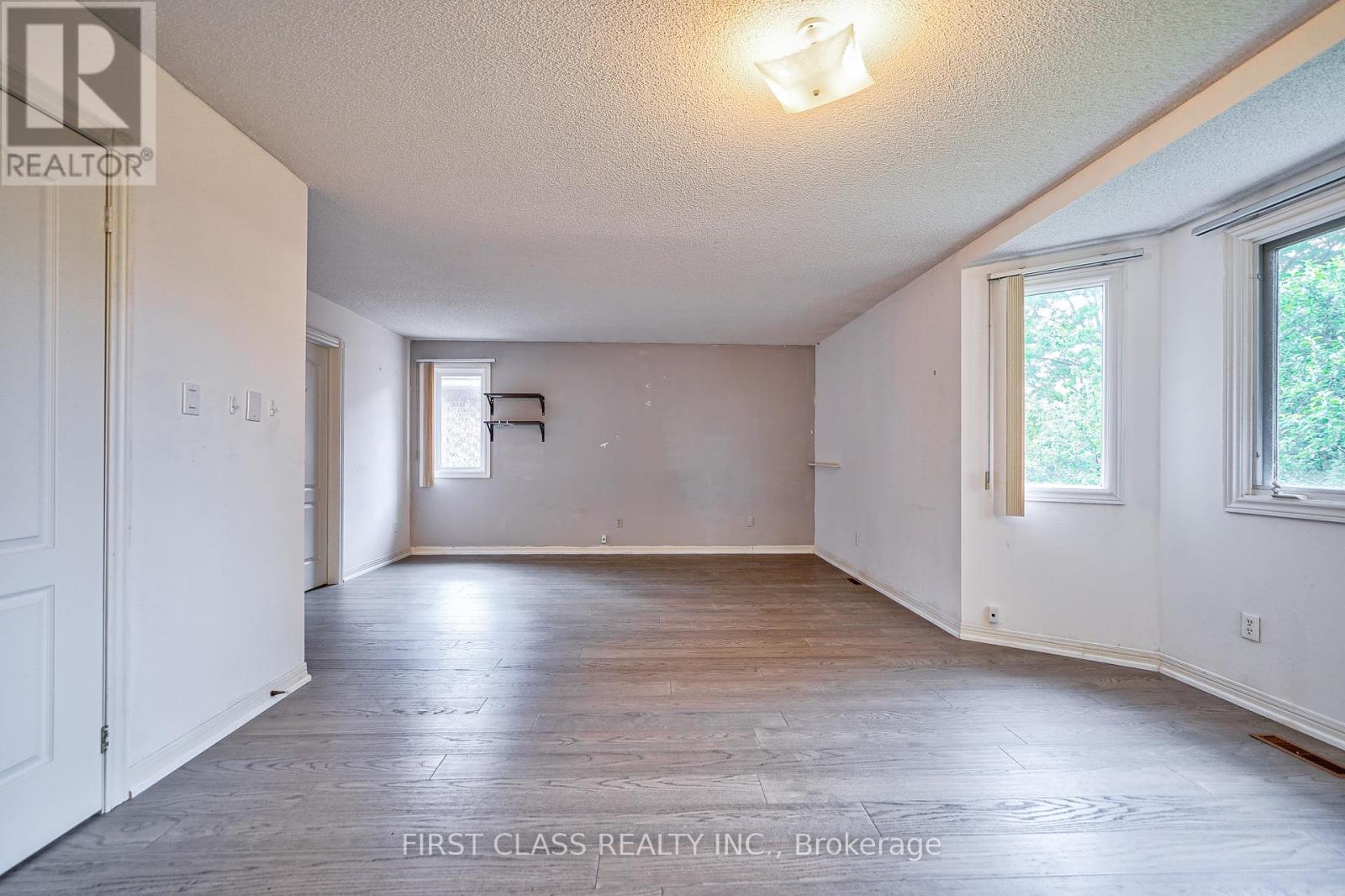 3309 Loyalist Drive, Mississauga, Ontario  L5L 5T7 - Photo 22 - W12187249