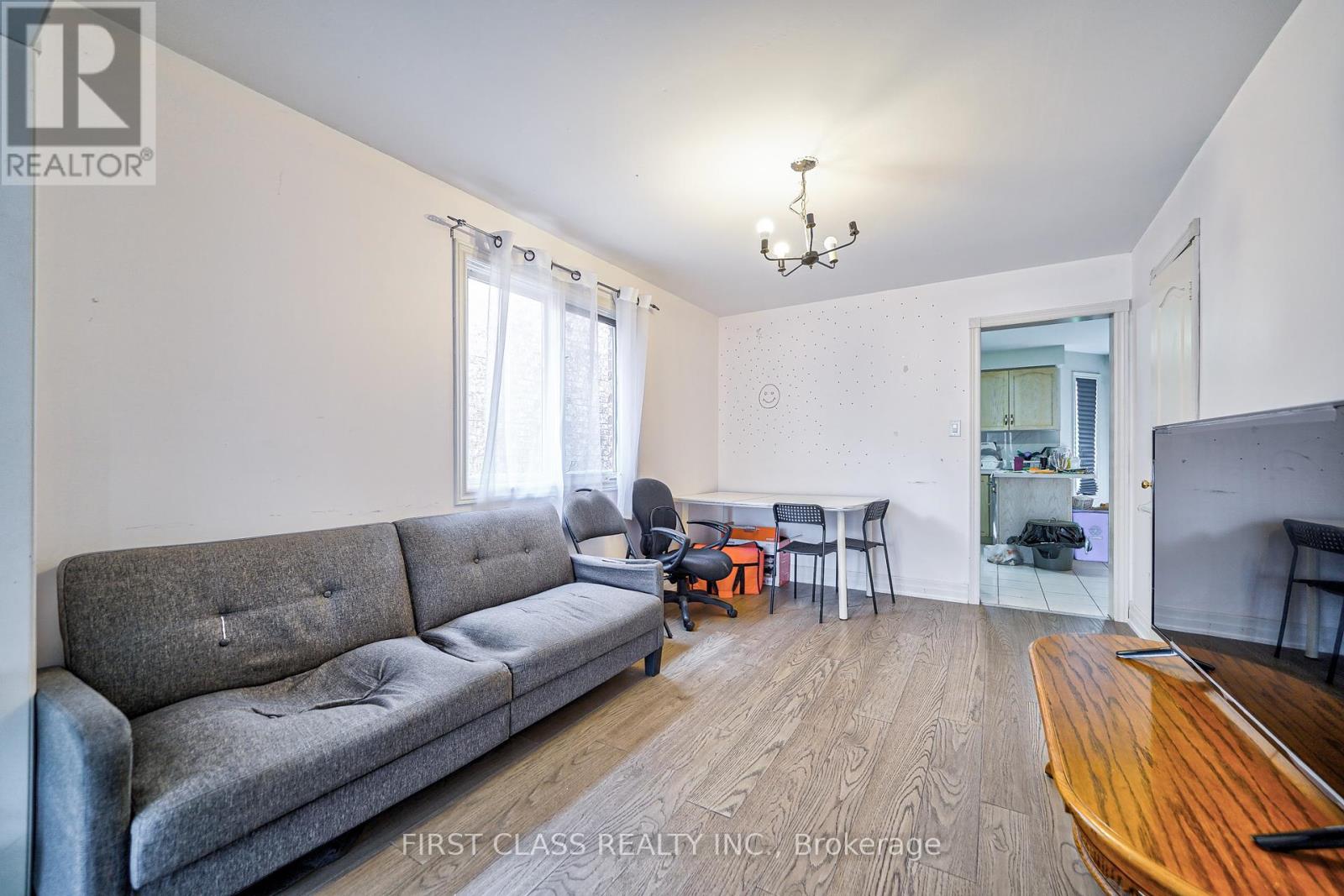 3309 Loyalist Drive, Mississauga, Ontario  L5L 5T7 - Photo 8 - W12187249
