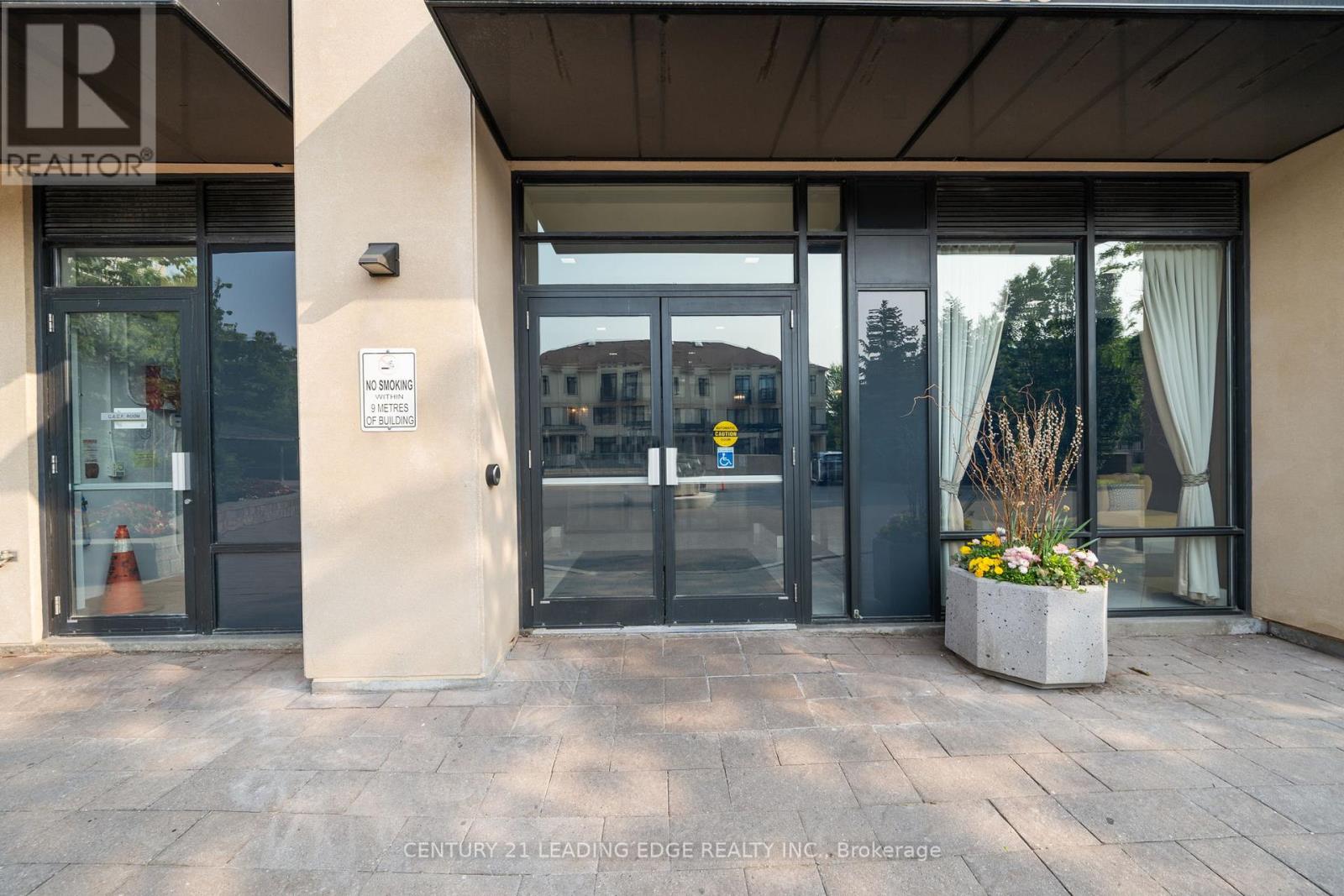 1112 - 520 Steeles Avenue W, Vaughan (Crestwood-Springfarm-Yorkhill), Ontario  L4J 0H2 - Photo 30 - N12214334