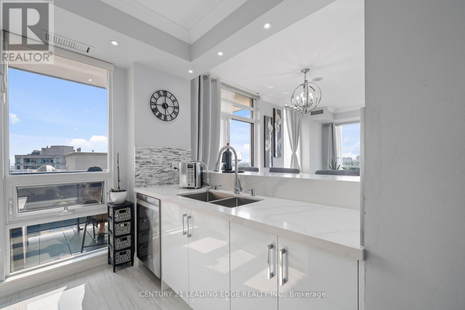1112 - 520 Steeles Avenue W, Vaughan (Crestwood-Springfarm-Yorkhill), Ontario  L4J 0H2 - Photo 6 - N12214334