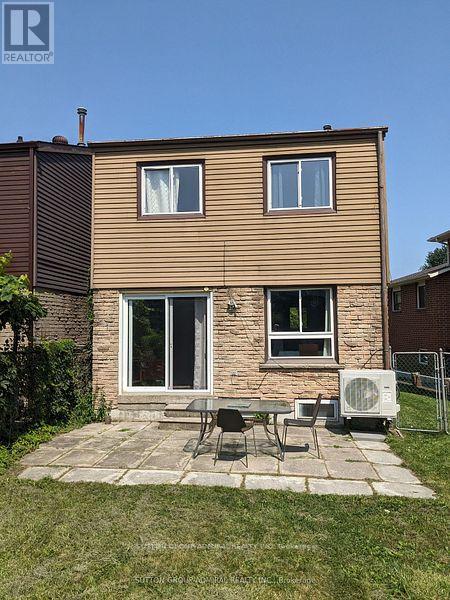47 Riviera Drive, Vaughan (Glen Shields), Ontario  L4K 2H9 - Photo 18 - N12214378