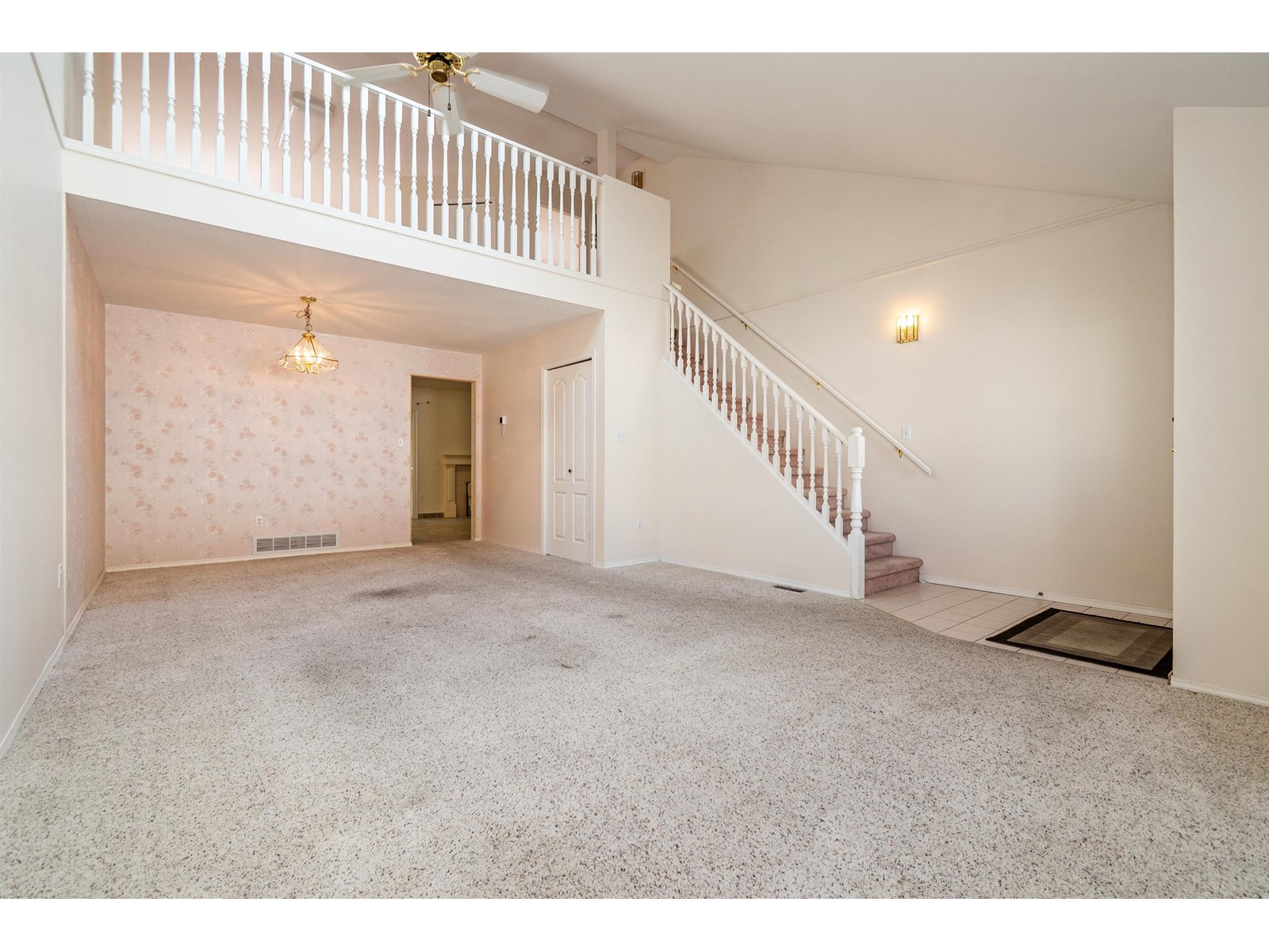 Property at 37 45175 WELLS ROAD image 2