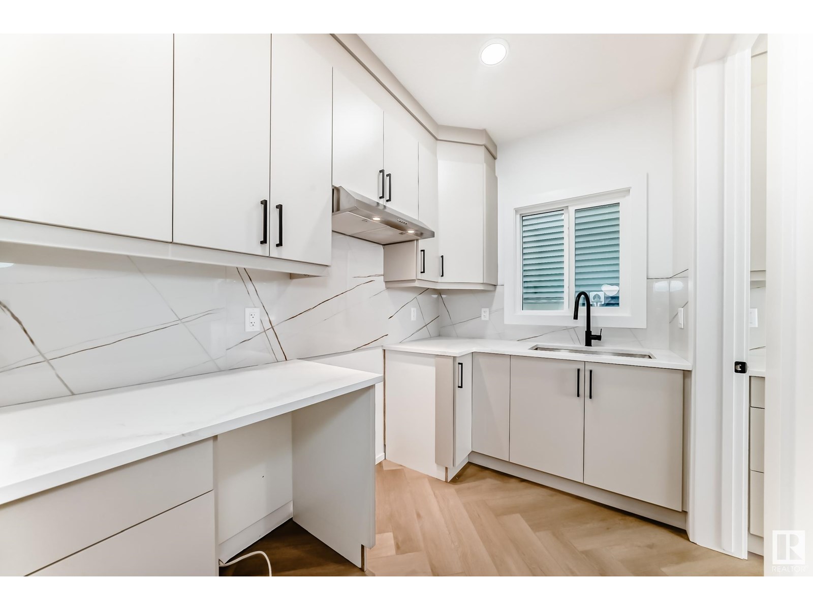 8379 Mayday Link Li Sw Sw, Edmonton, Alberta  T6X 3E6 - Photo 38 - E4441803