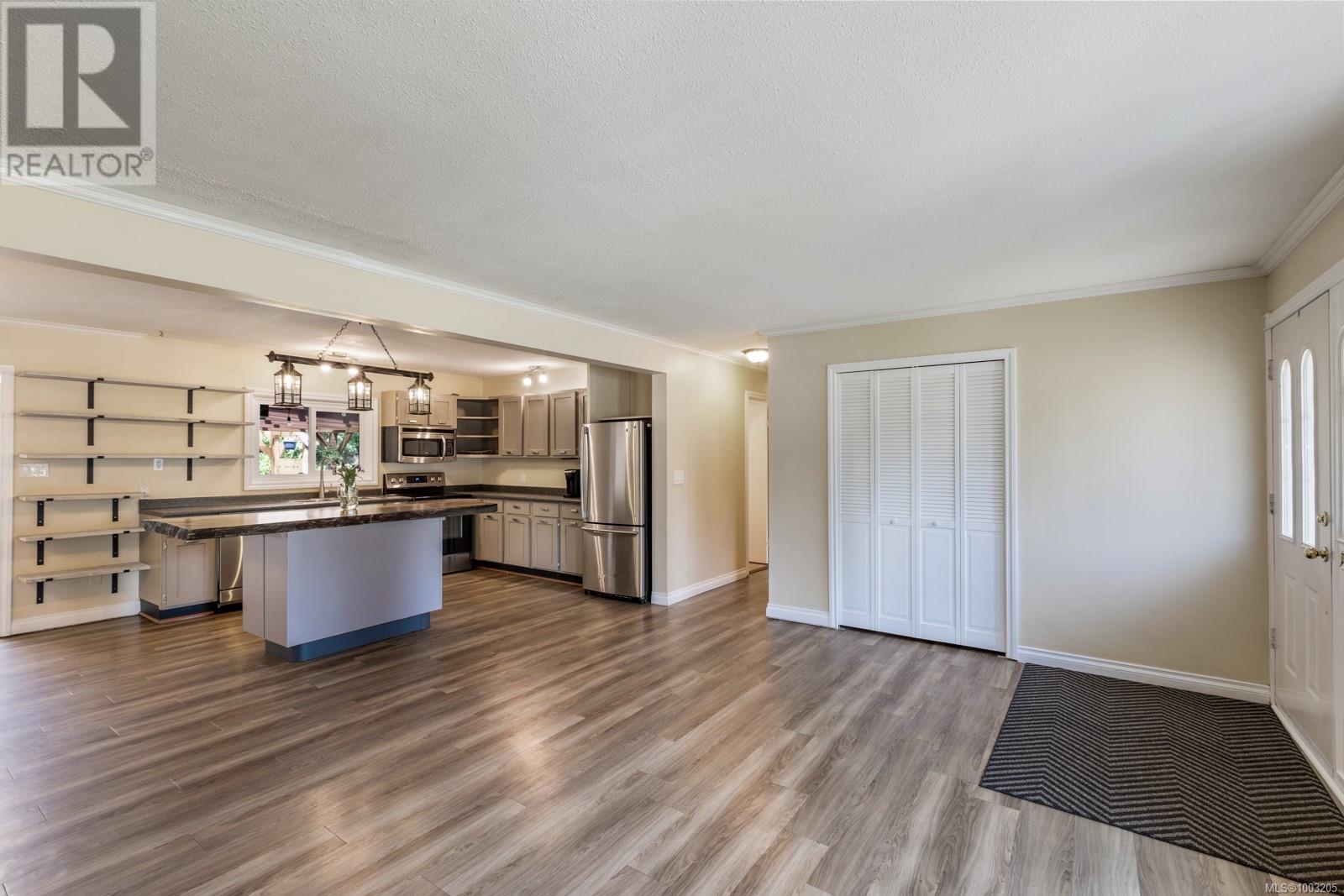 3187 Barford Cres, Courtenay, British Columbia  V9N 9L6 - Photo 5 - 1003205