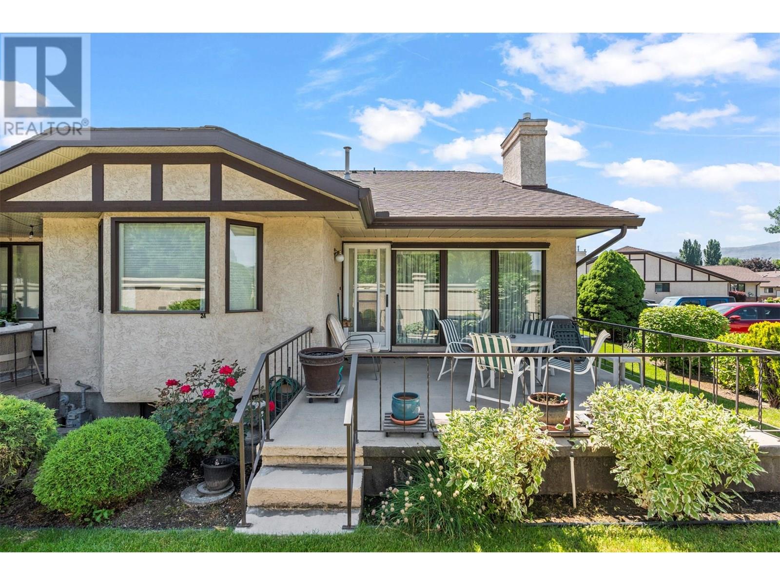 2200 Gordon Drive Unit# 24, Kelowna, British Columbia  V1Y 8T7 - Photo 3 - 10351844
