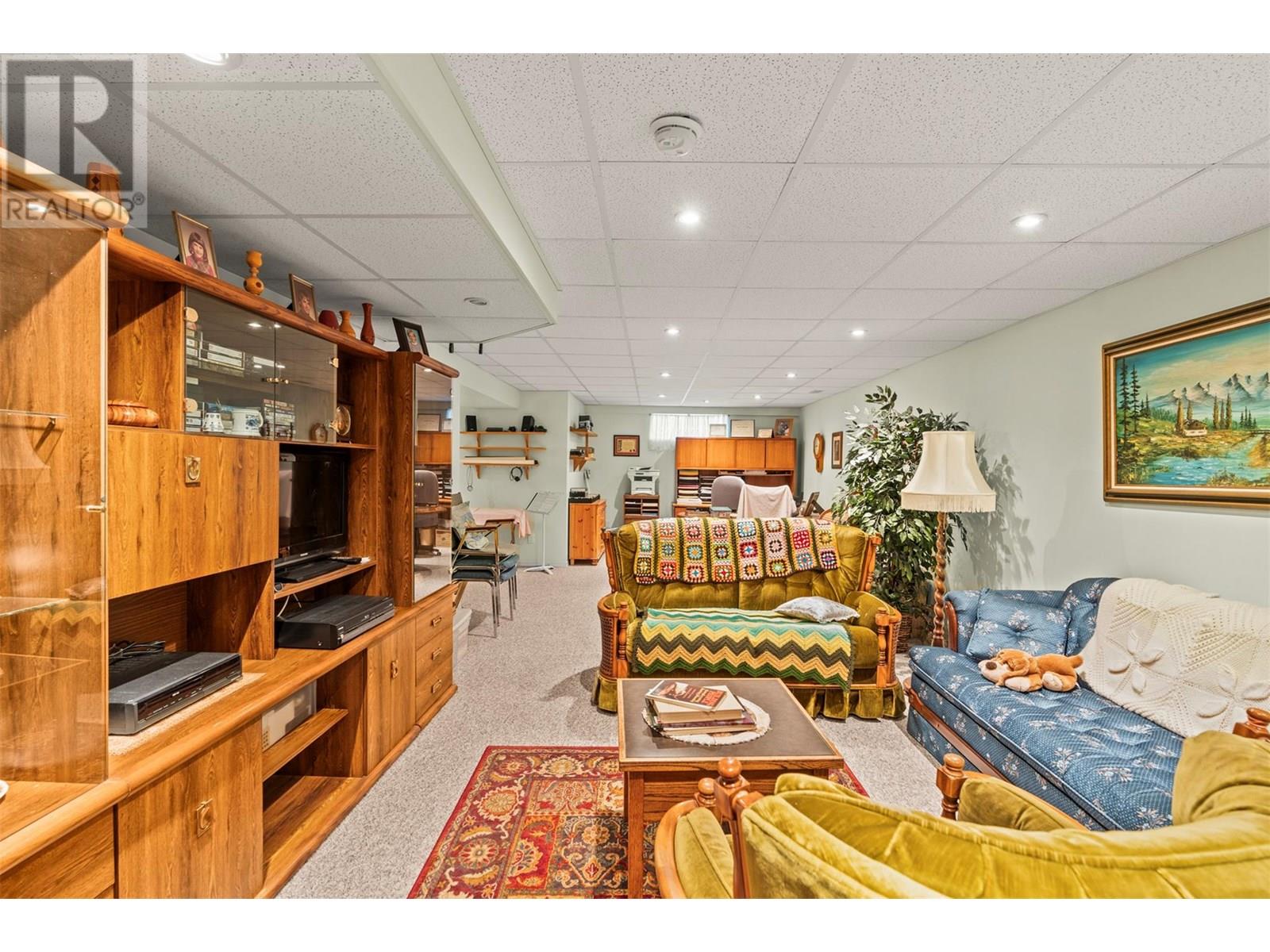 2200 Gordon Drive Unit# 24, Kelowna, British Columbia  V1Y 8T7 - Photo 24 - 10351844