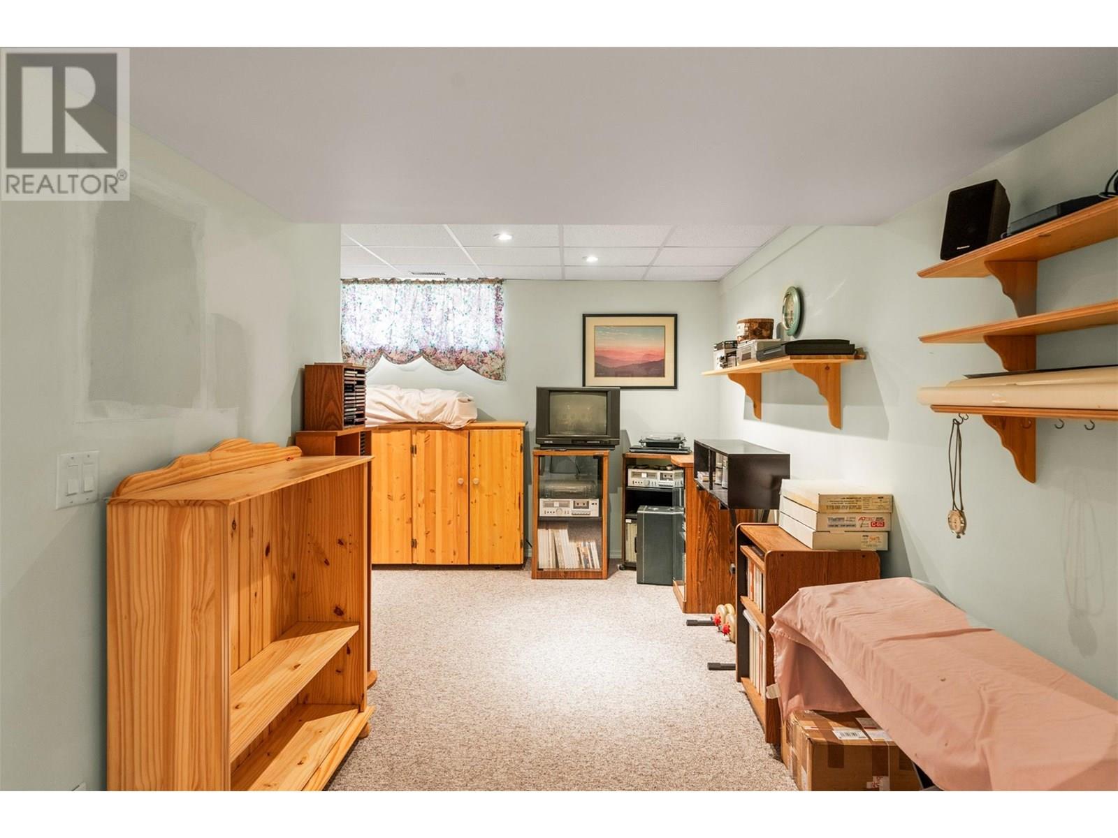 2200 Gordon Drive Unit# 24, Kelowna, British Columbia  V1Y 8T7 - Photo 32 - 10351844