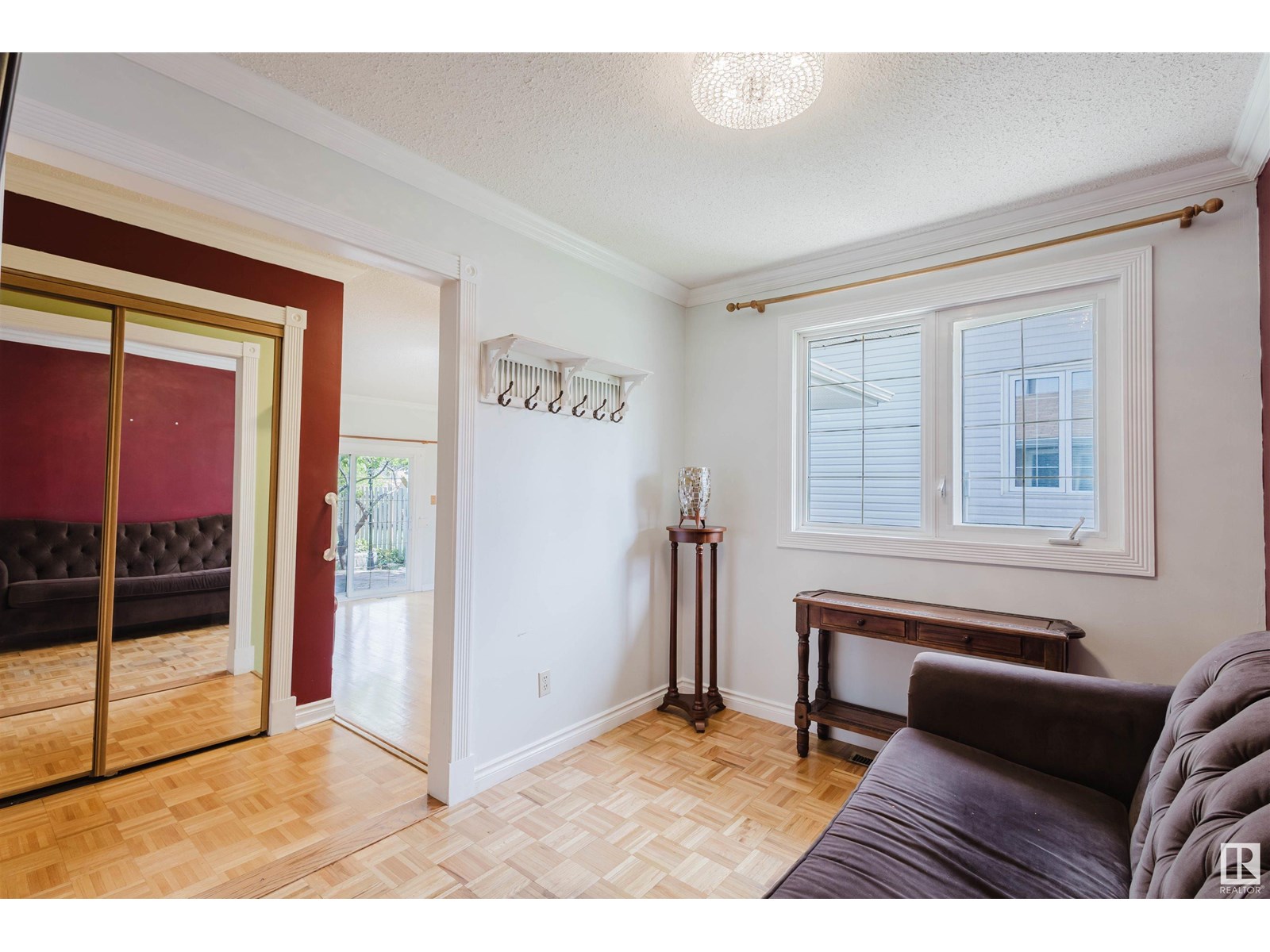 1759 62 St Nw, Edmonton, Alberta  T6L 1M7 - Photo 3 - E4439038
