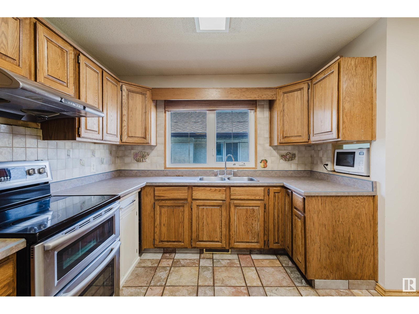 1759 62 St Nw, Edmonton, Alberta  T6L 1M7 - Photo 9 - E4439038
