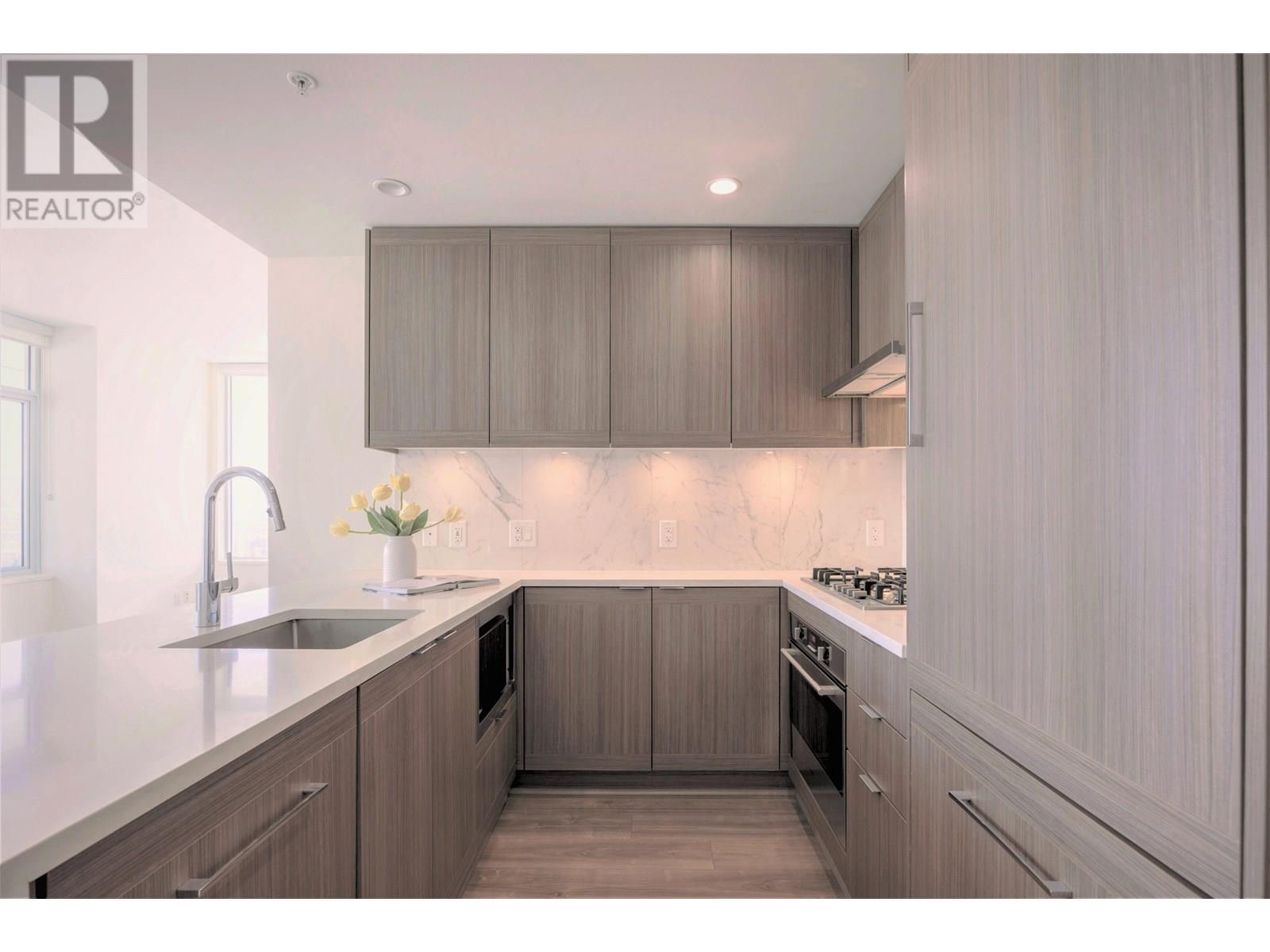 2102 5051 Imperial Street, Burnaby, British Columbia  V5J 0J3 - Photo 5 - R3013833