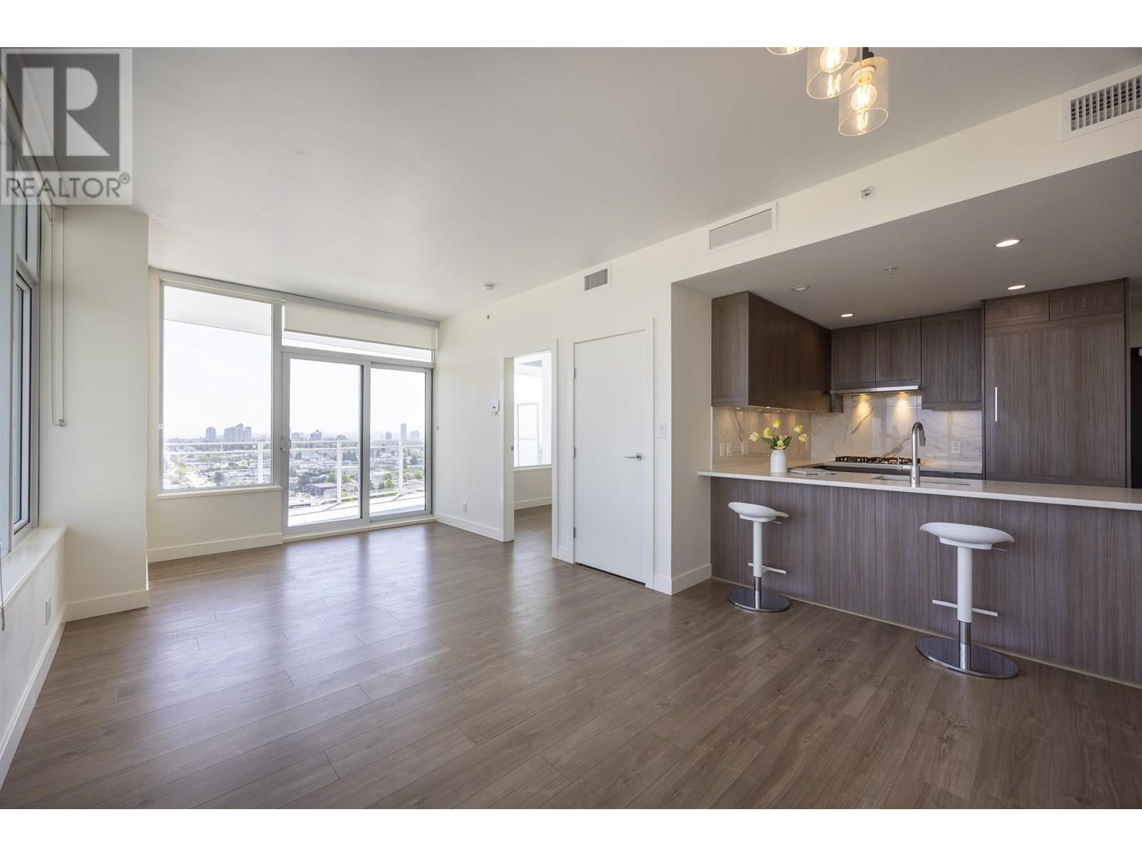 2102 5051 Imperial Street, Burnaby, British Columbia  V5J 0J3 - Photo 3 - R3013833