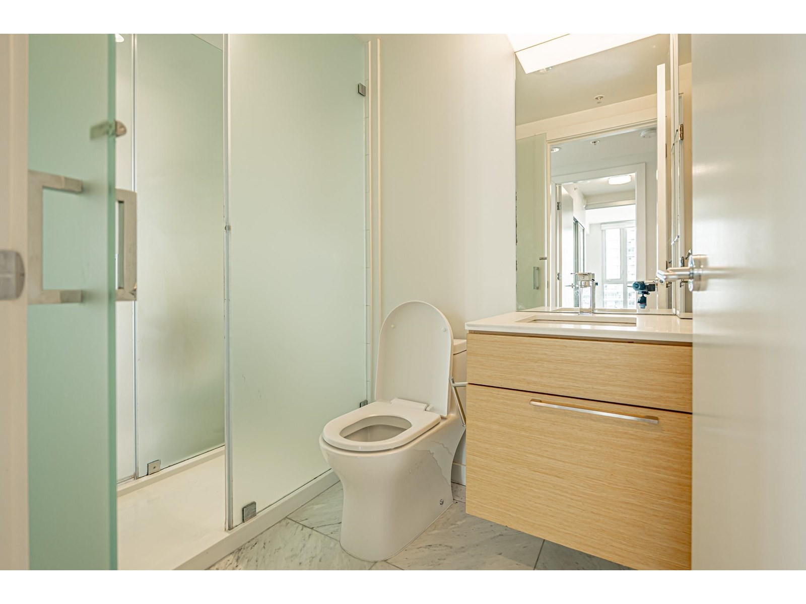 2606 13438 Central Avenue, Surrey, British Columbia  V3T 0N2 - Photo 16 - R3013847