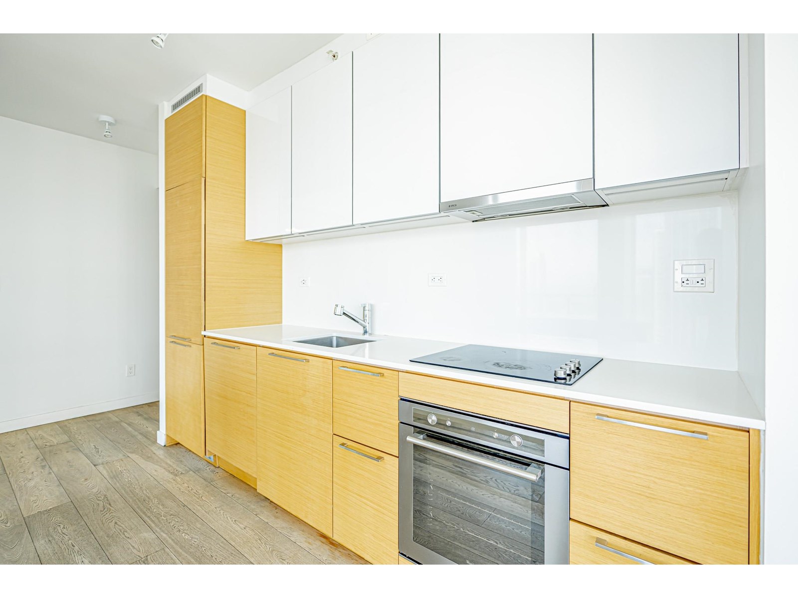 2606 13438 Central Avenue, Surrey, British Columbia  V3T 0N2 - Photo 10 - R3013847