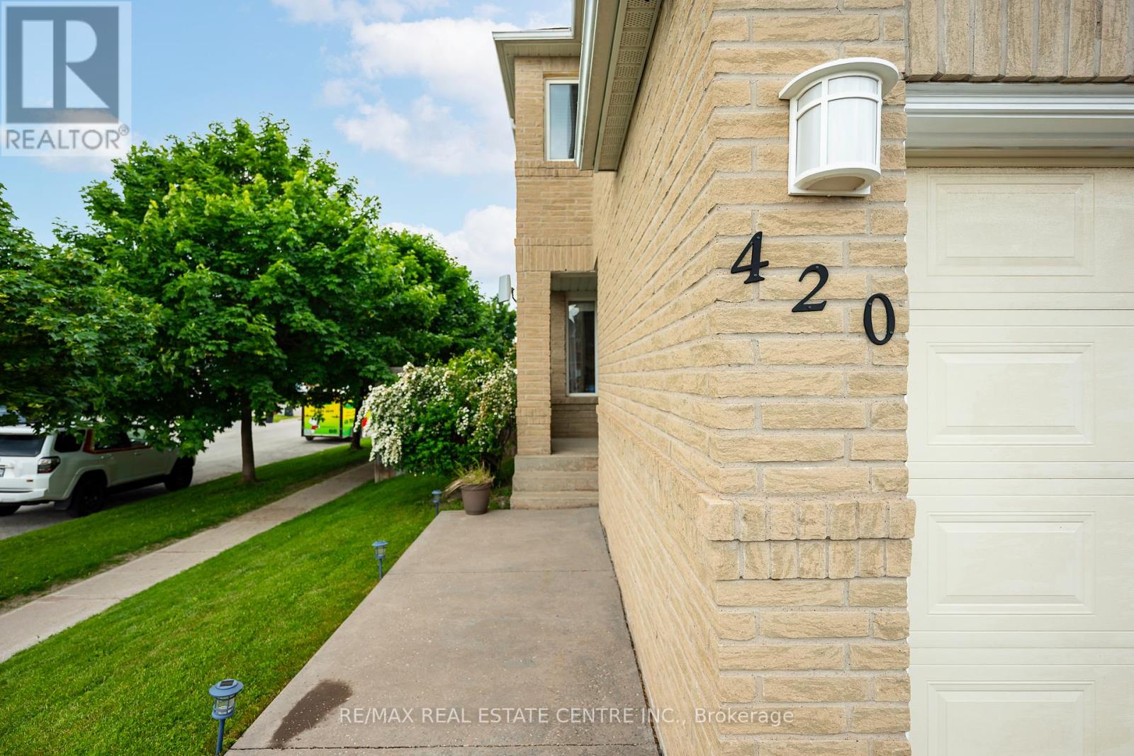 420 Jay Crescent, Orangeville, Ontario  L9W 4Z2 - Photo 4 - W12214332