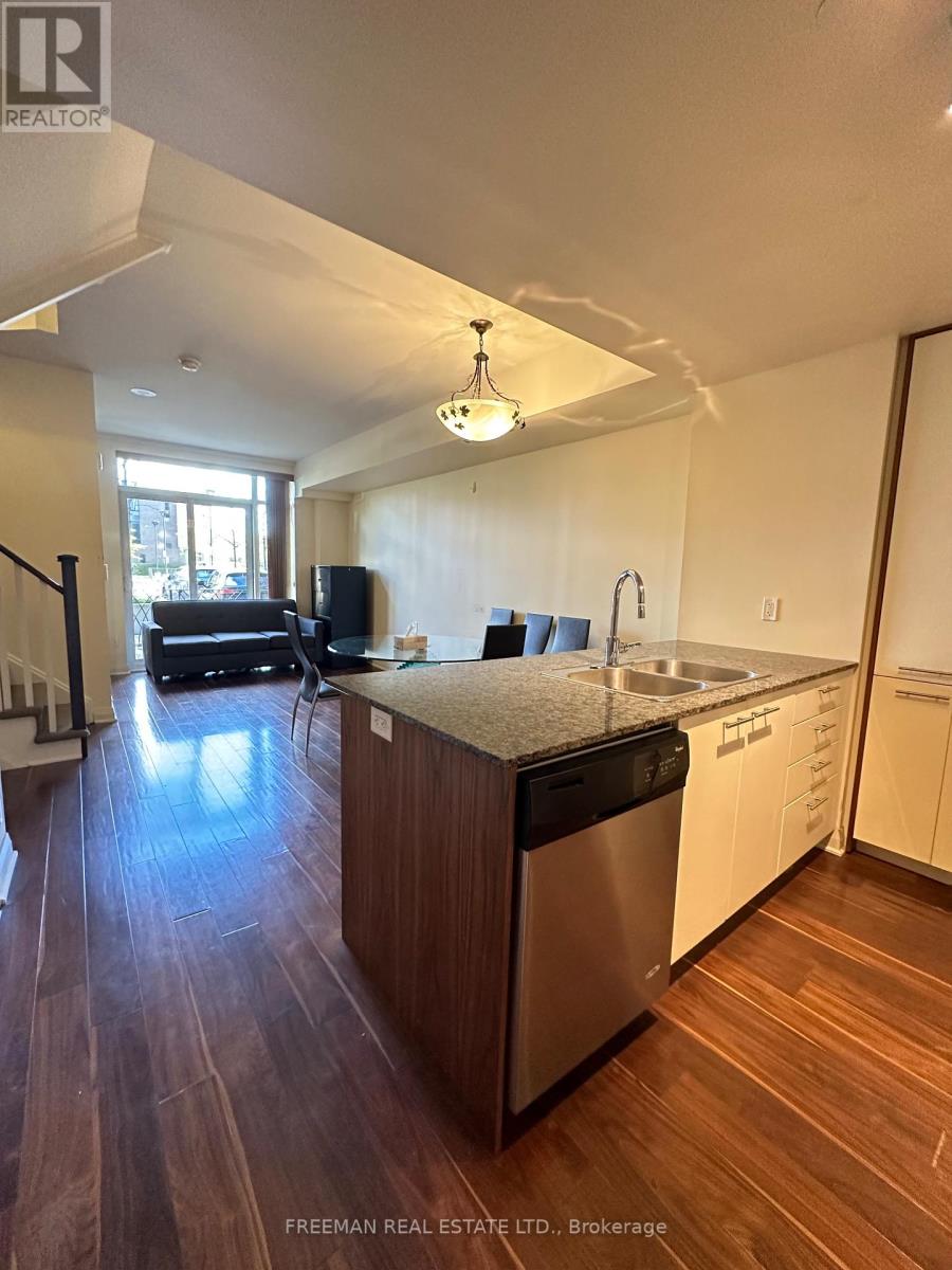 Th108 - 5 Valhalla Inn Road, Toronto, Ontario  M9B 0B1 - Photo 11 - W12214362