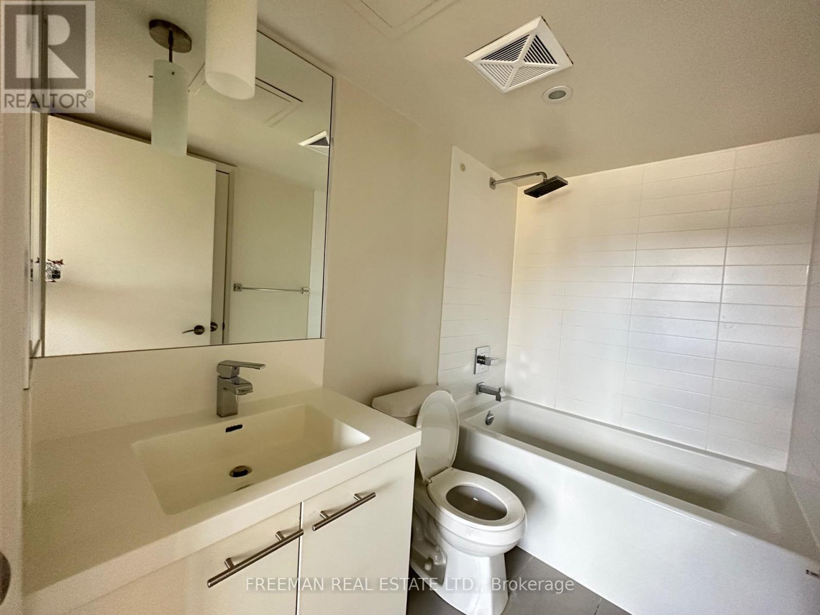 Th108 - 5 Valhalla Inn Road, Toronto, Ontario  M9B 0B1 - Photo 26 - W12214362