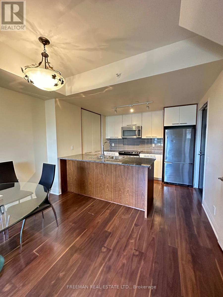 Th108 - 5 Valhalla Inn Road, Toronto, Ontario  M9B 0B1 - Photo 6 - W12214362