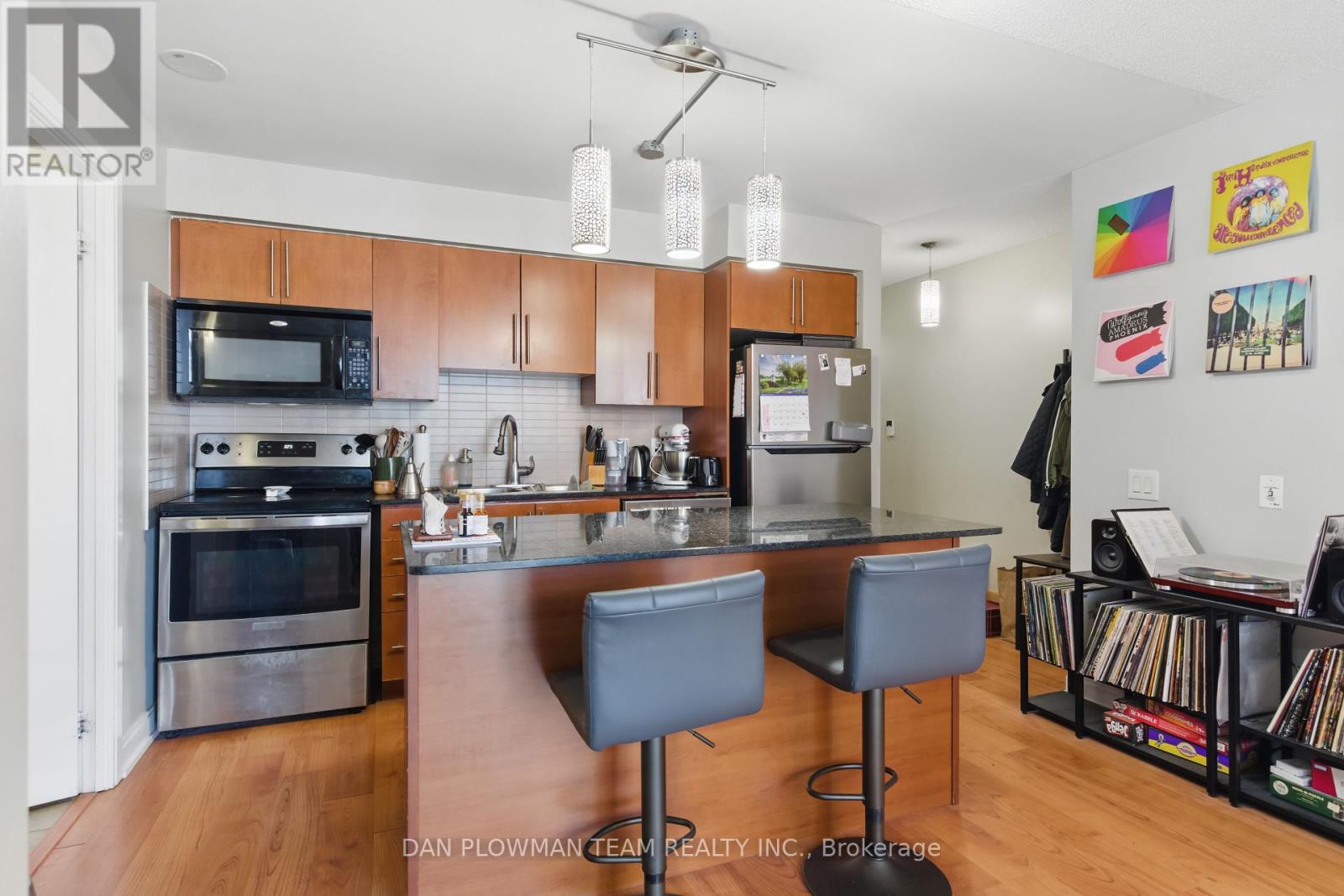 2045 - 35 Viking Lane, Toronto (Islington-City Centre West), Ontario  M9B 0A2 - Photo 10 - W12214365