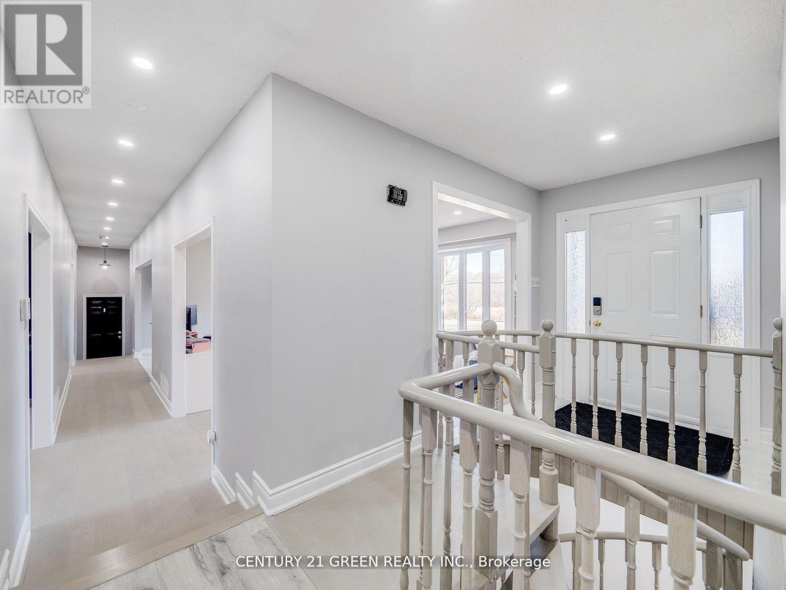 5459 Campbellville Road, Milton, Ontario  L9E 0C1 - Photo 9 - W12214366