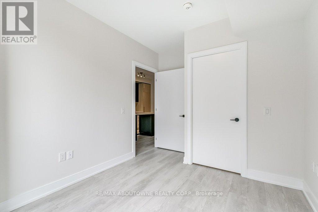 449 - 2450 Old Bronte Road, Oakville (Wm Westmount), Ontario  L6M 5P6 - Photo 25 - W12214375