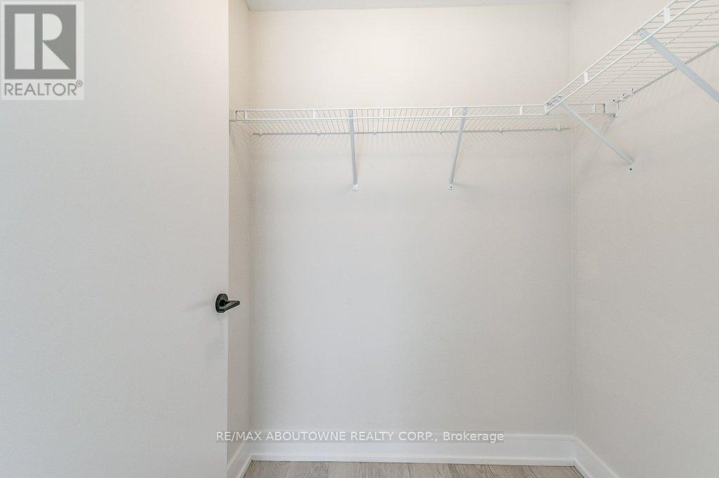 449 - 2450 Old Bronte Road, Oakville (Wm Westmount), Ontario  L6M 5P6 - Photo 27 - W12214375