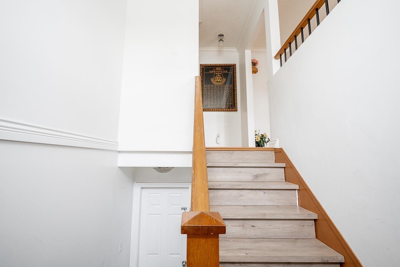 12472 100 Avenue, Surrey, British Columbia  V3V 2X5 - Photo 4 - R3013761