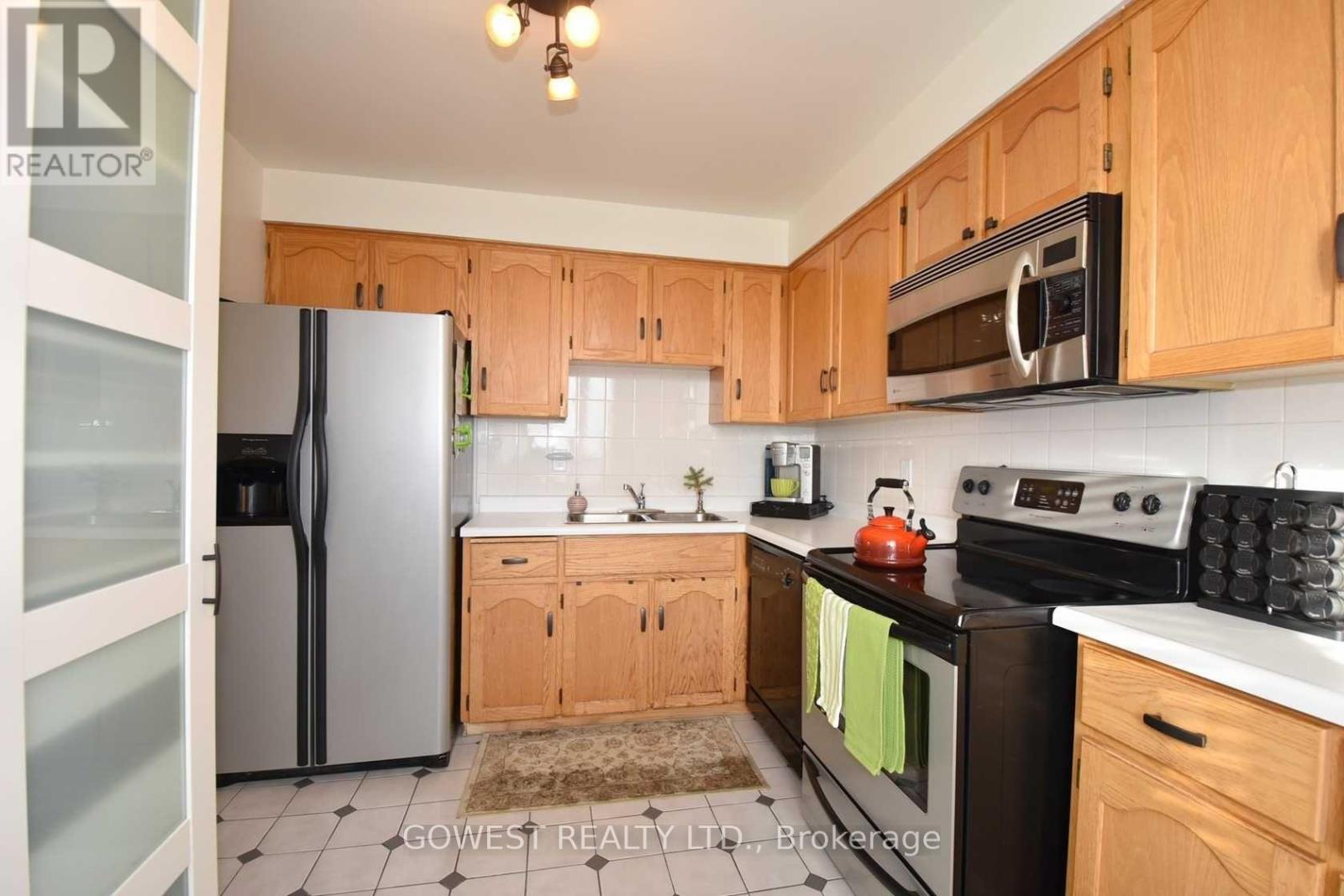 1104 - 432 Main Street E, Hamilton (Stinson), Ontario  L8N 1J9 - Photo 2 - X12214367