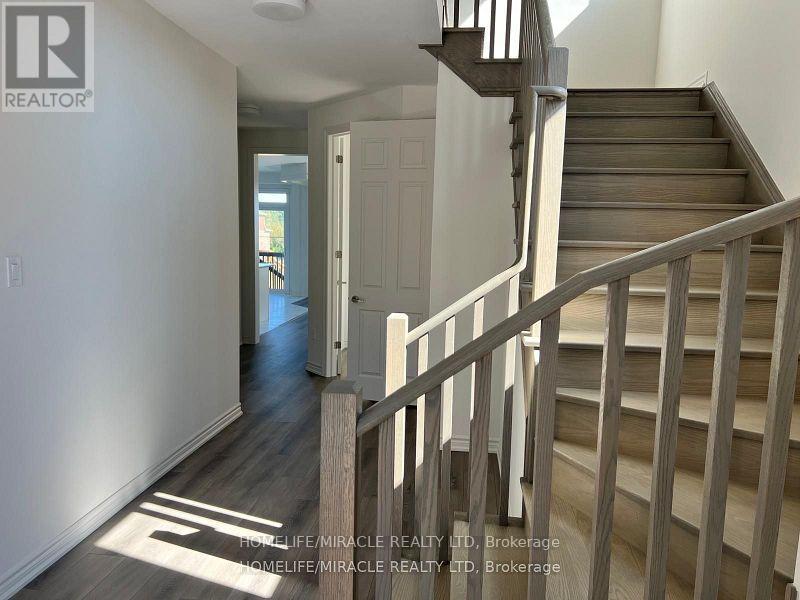 1004 Trailsview Avenue, Cobourg, Ontario  K9A 4K3 - Photo 9 - X12214370