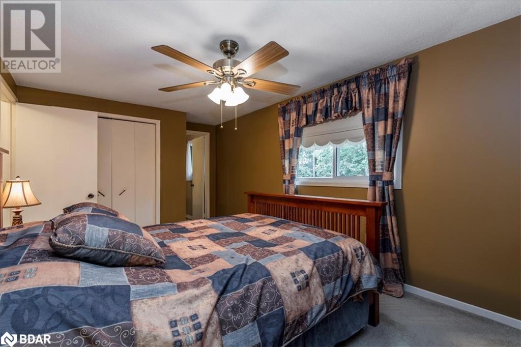 8 Bethune Place, Barrie, Ontario  L4N 4X7 - Photo 16 - 40739095