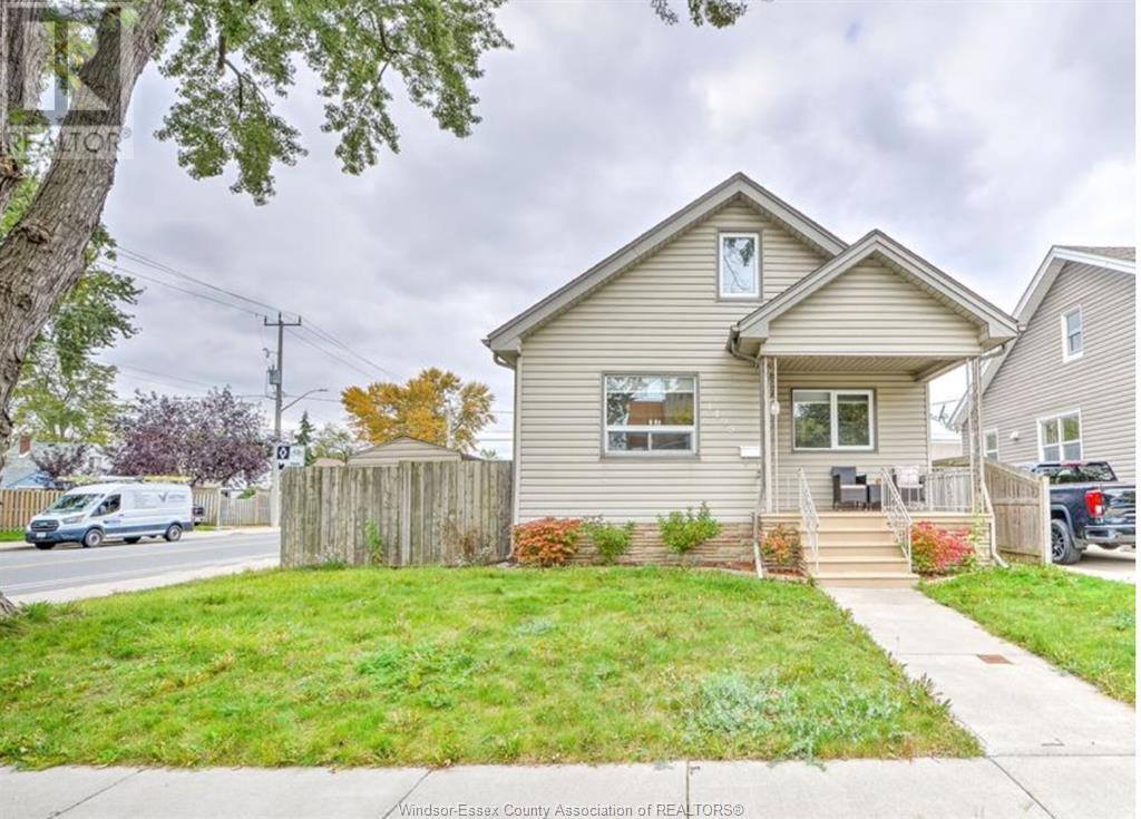 MLS# 25014767: 1495 ARTHUR ROAD, Windsor, Canada