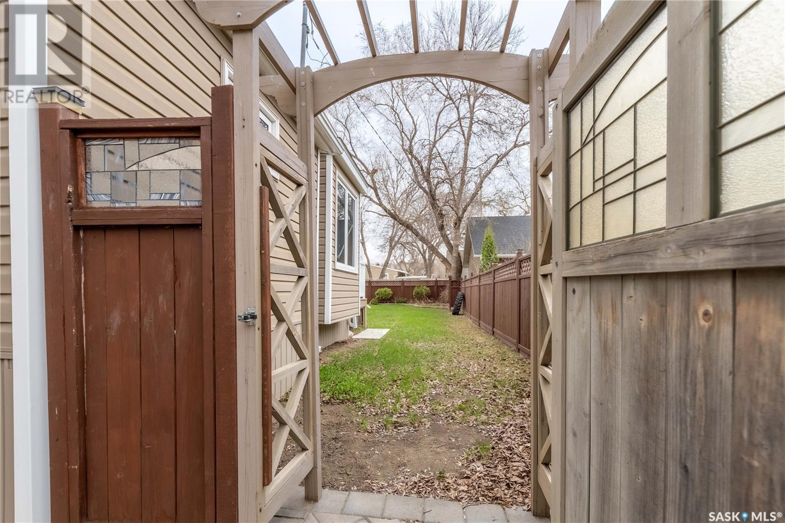 1115 Henleaze Avenue, Moose Jaw, Saskatchewan  S6H 3V8 - Photo 46 - SK004150