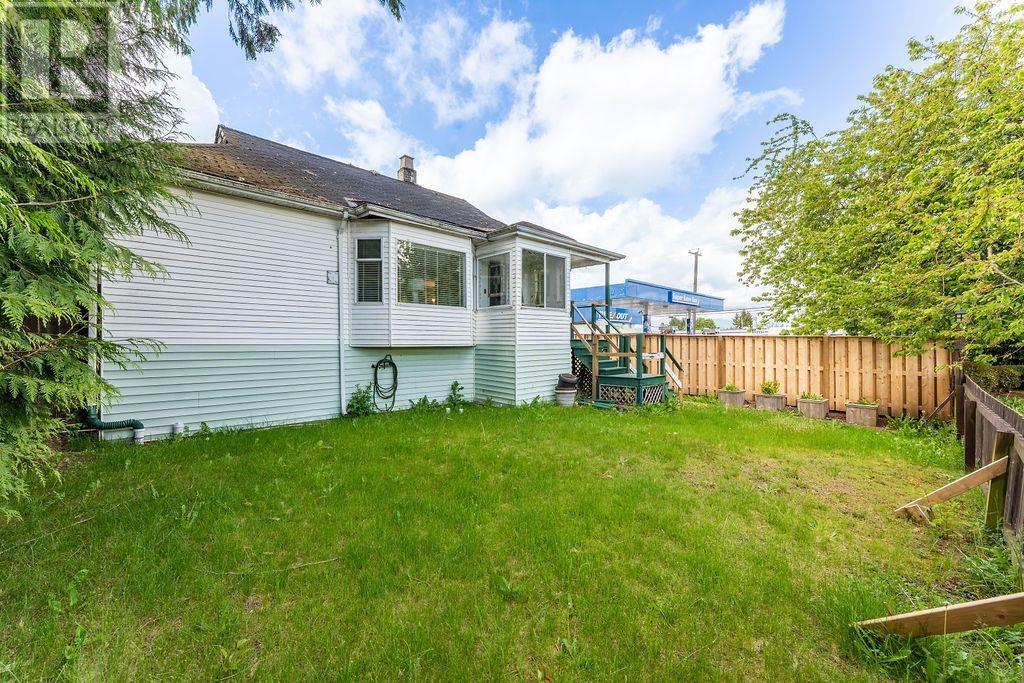 Property at 7875 18TH AVENUE image 3