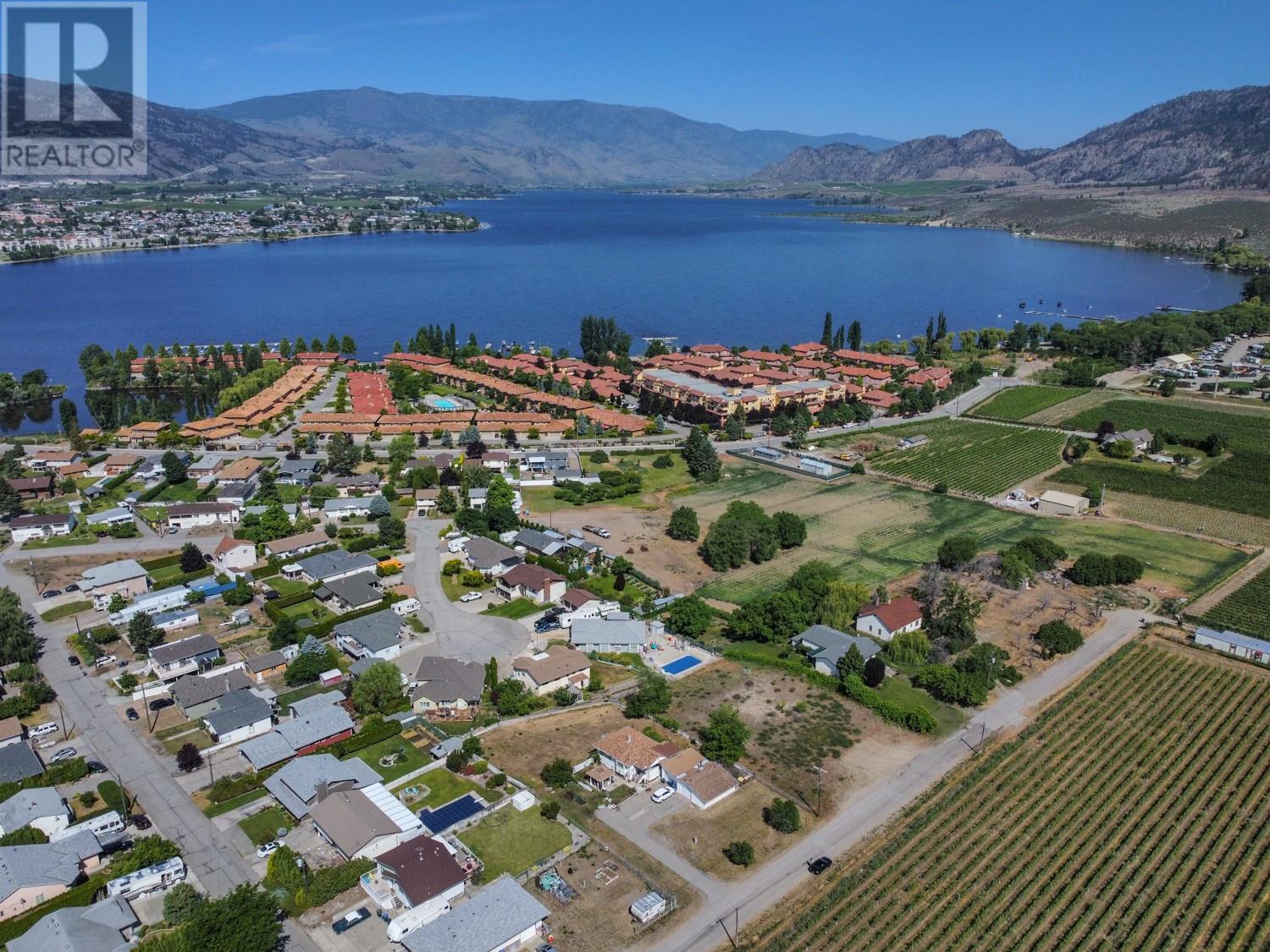 7010 TAMARACK Drive, Osoyoos, British Columbia