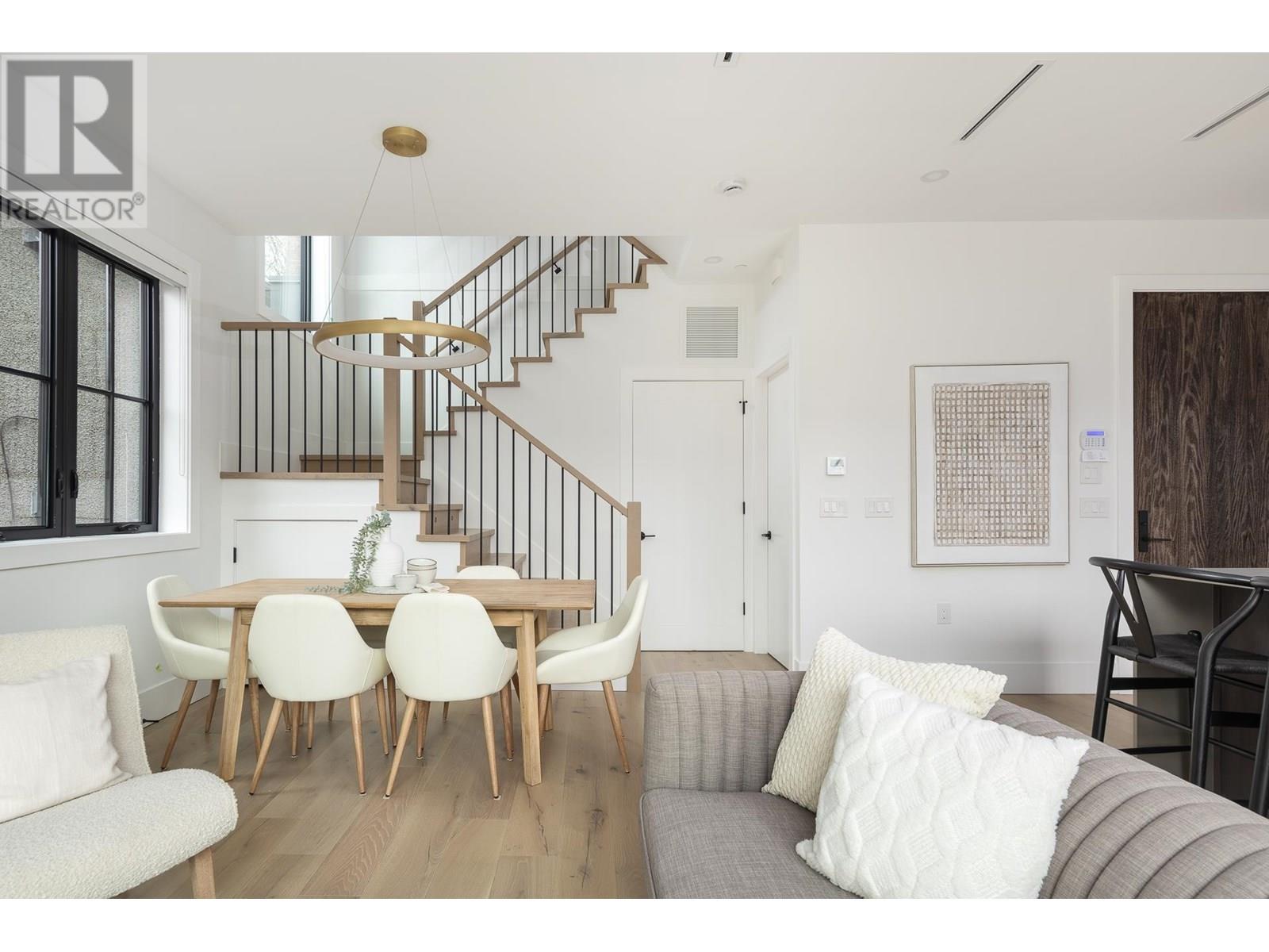 2 3268 W 15th Avenue, Vancouver, British Columbia  V6K 3A9 - Photo 10 - R3014574
