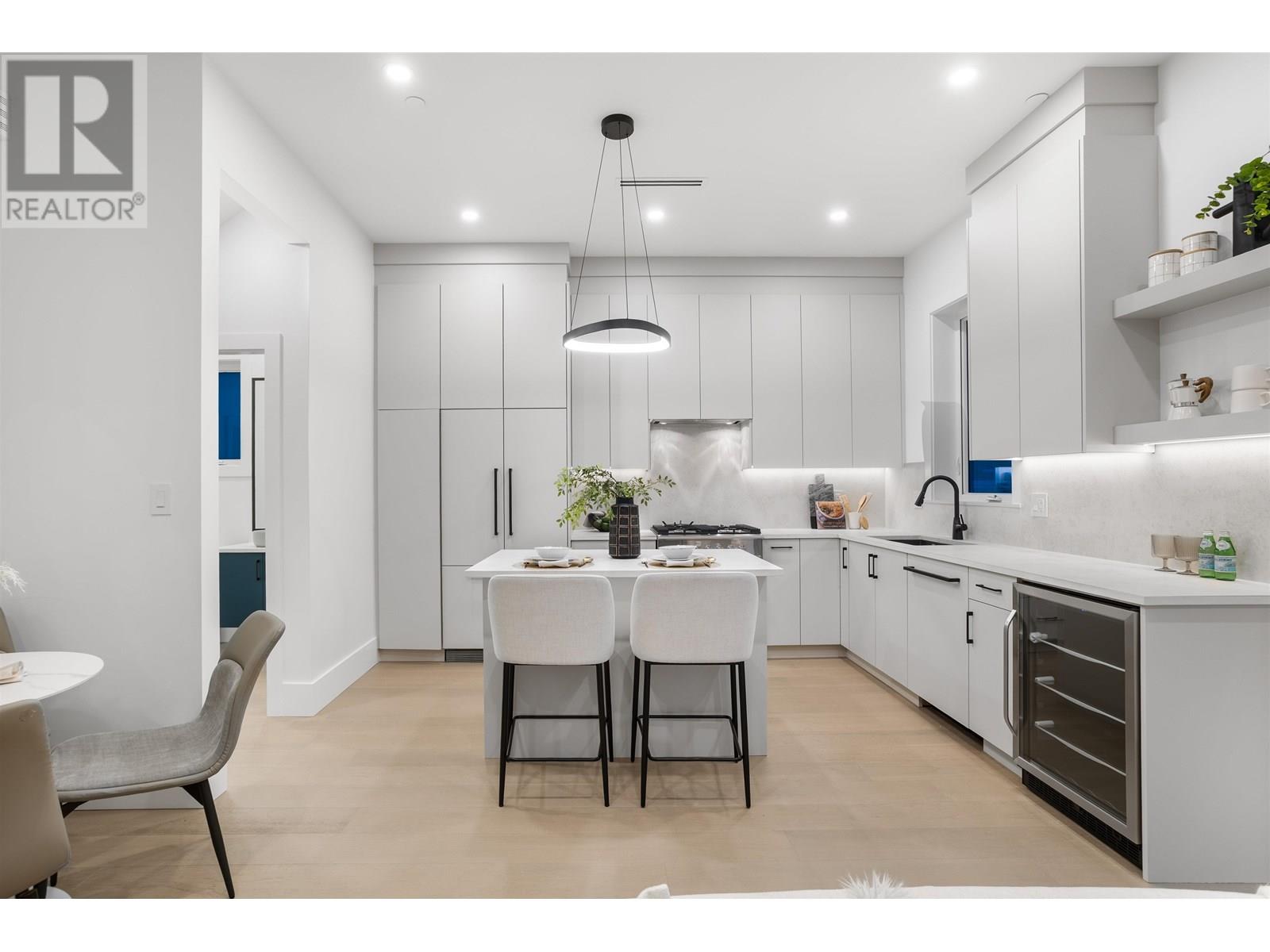 2 2864 E Georgia Street, Vancouver, British Columbia  V5K 2K4 - Photo 8 - R3014582