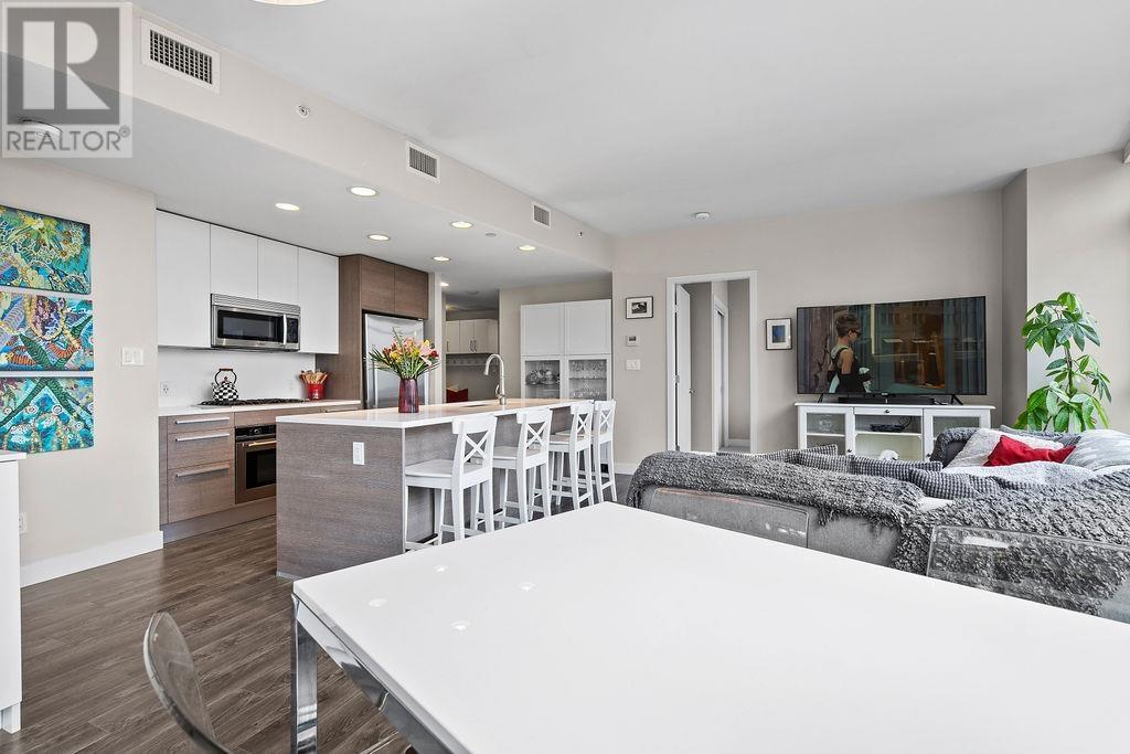702 2008 Rosser Avenue, Burnaby, British Columbia  V5C 0H8 - Photo 6 - R3014601