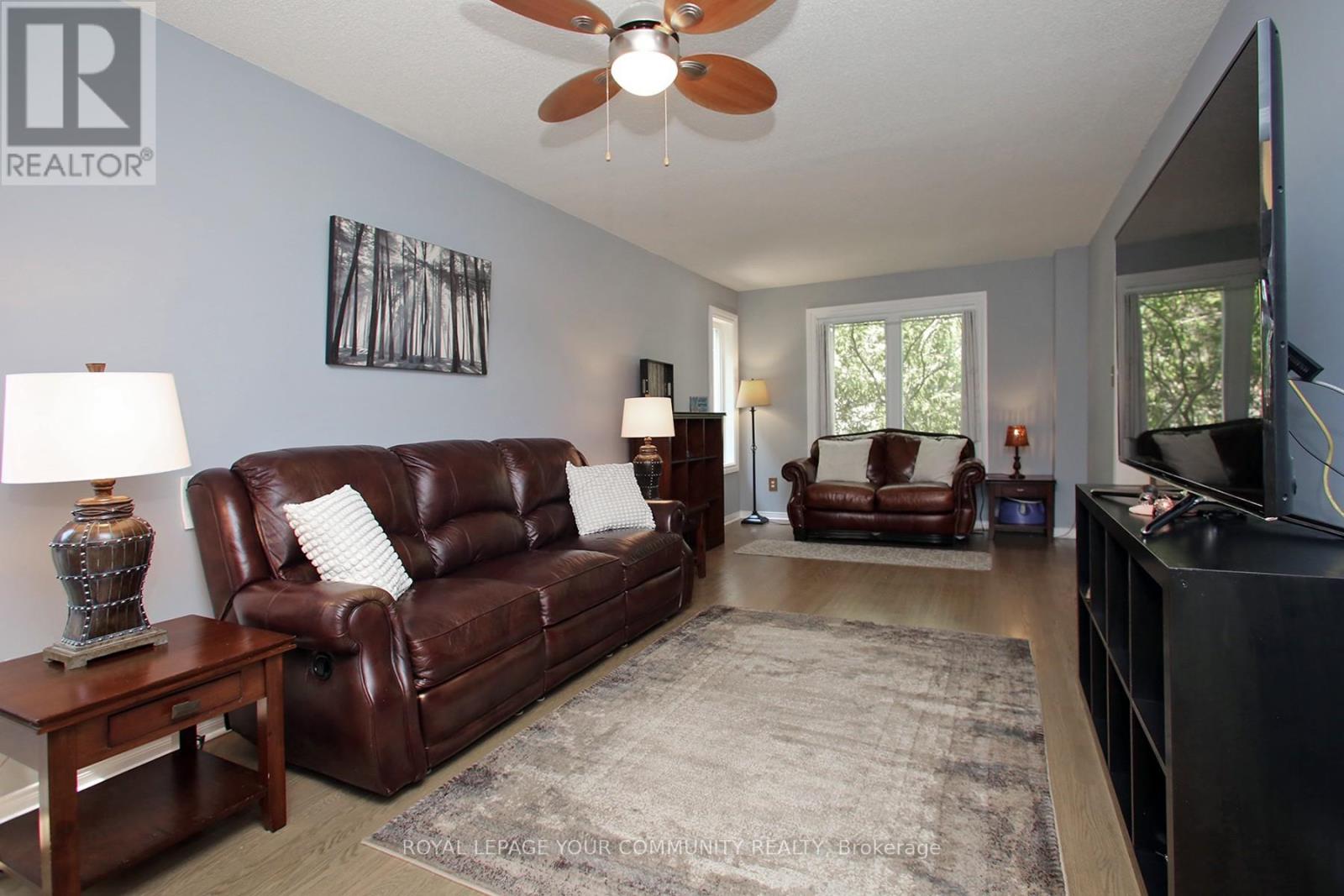 42 Willowbank Avenue, Richmond Hill, Ontario  L4E 3B2 - Photo 18 - N12198460