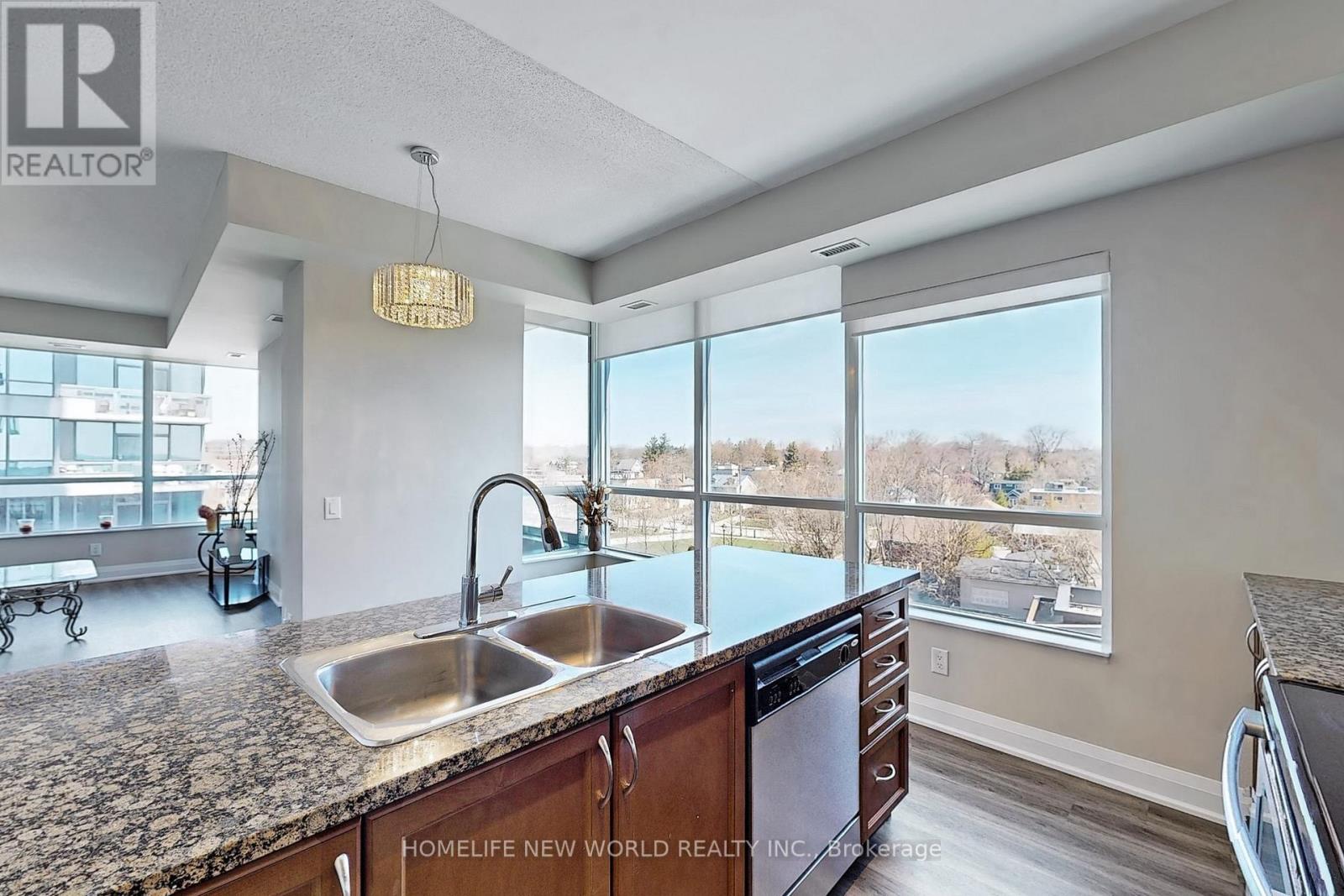 506 - 1 Hurontario Street, Mississauga, Ontario  L5G 0A3 - Photo 10 - W12183269