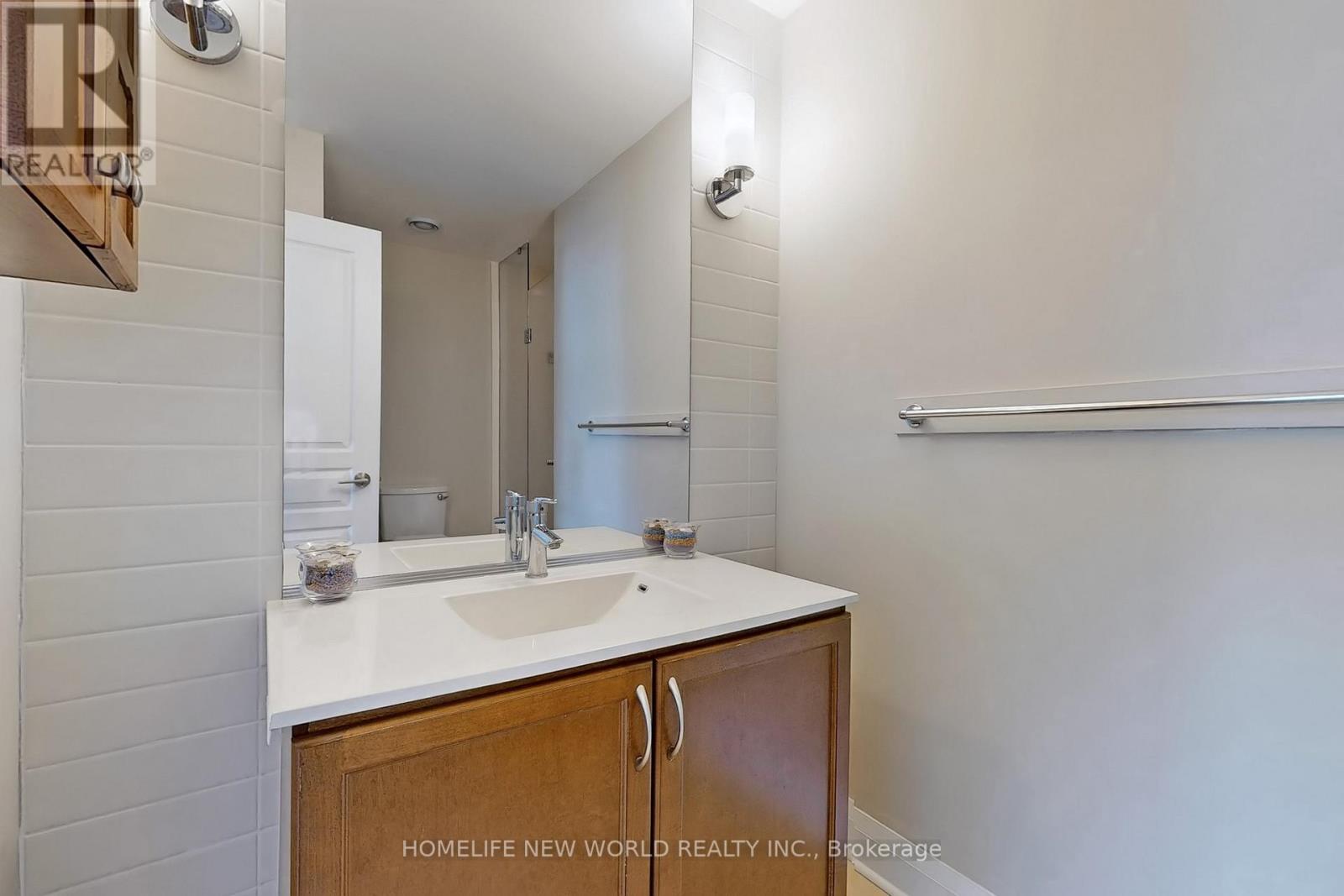 506 - 1 Hurontario Street, Mississauga, Ontario  L5G 0A3 - Photo 21 - W12183269