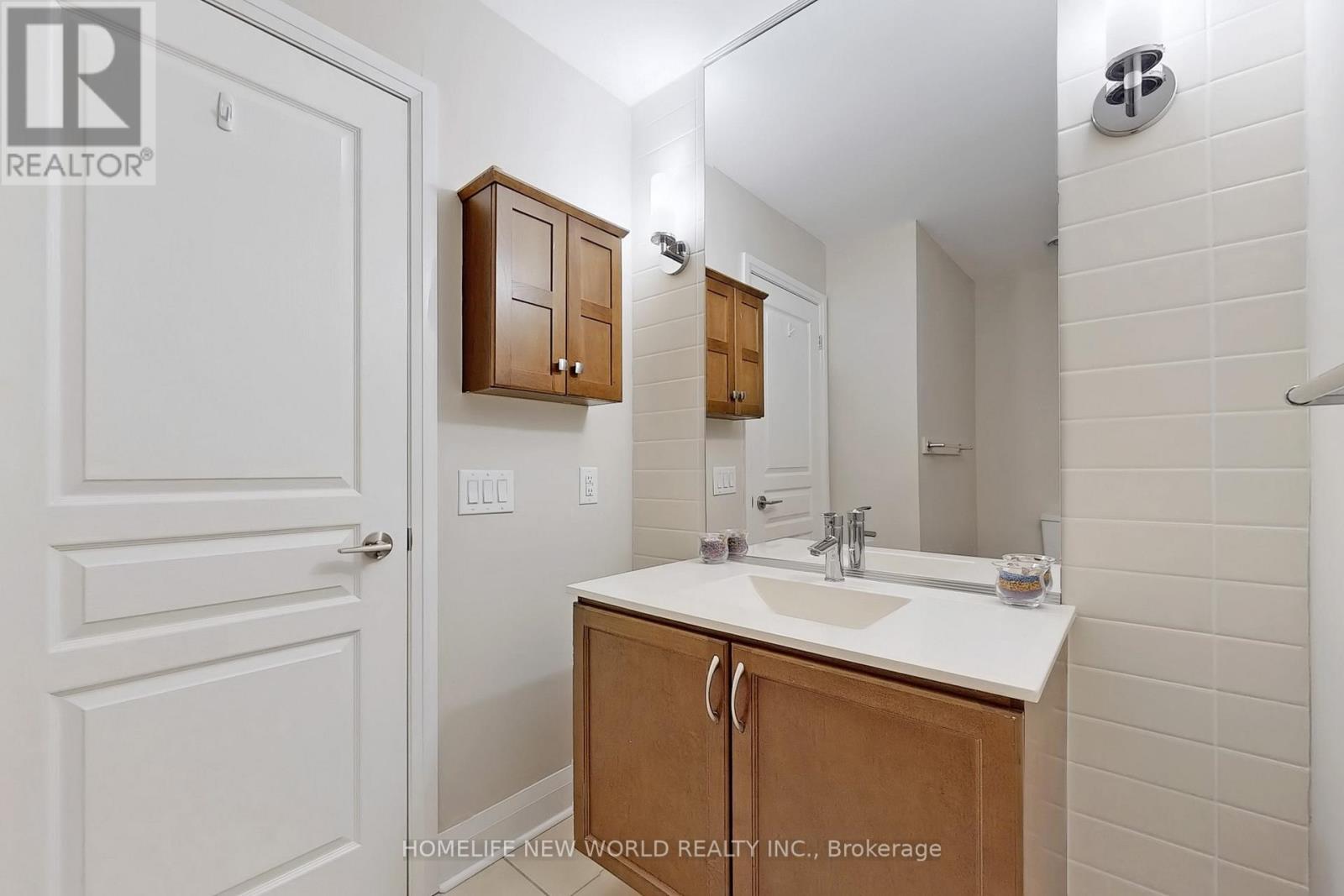 506 - 1 Hurontario Street, Mississauga, Ontario  L5G 0A3 - Photo 23 - W12183269