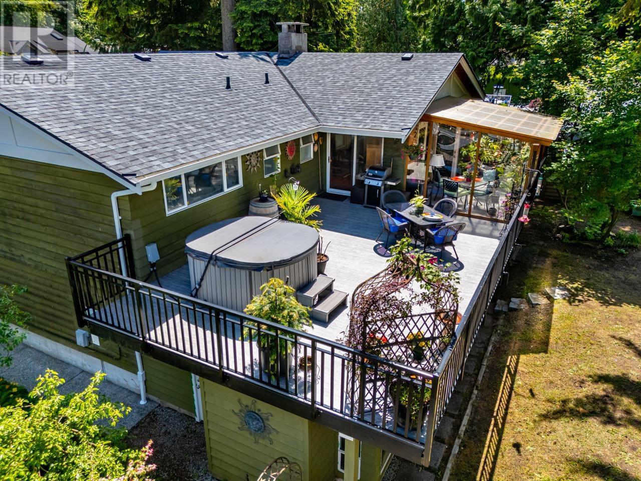 3031 Duval Road, North Vancouver, British Columbia  V7J 3J2 - Photo 4 - R3014580