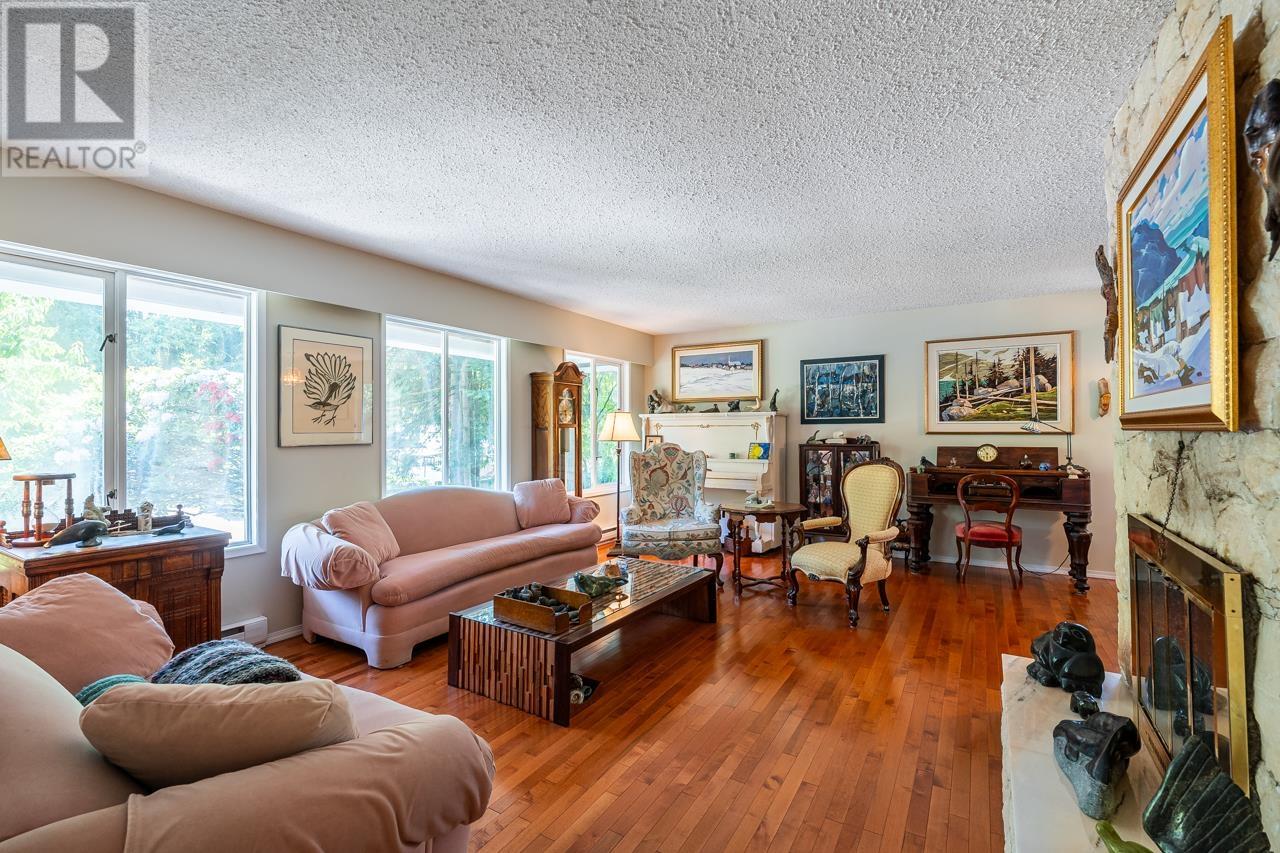 3031 Duval Road, North Vancouver, British Columbia  V7J 3J2 - Photo 6 - R3014580
