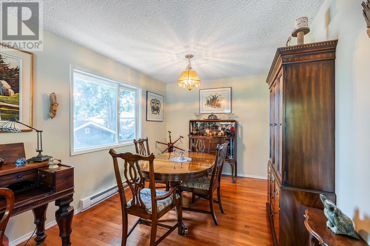 3031 Duval Road, North Vancouver, British Columbia  V7J 3J2 - Photo 9 - R3014580