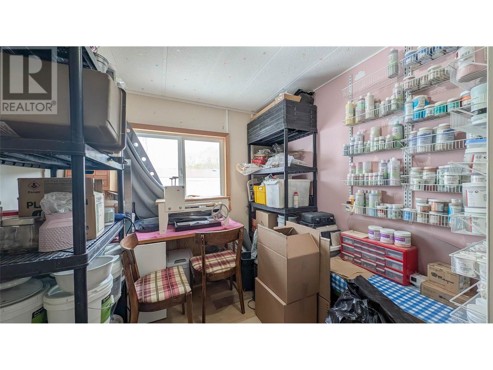 415 Bickford Drive, Elkford, British Columbia  V0B 1H0 - Photo 10 - 10349733
