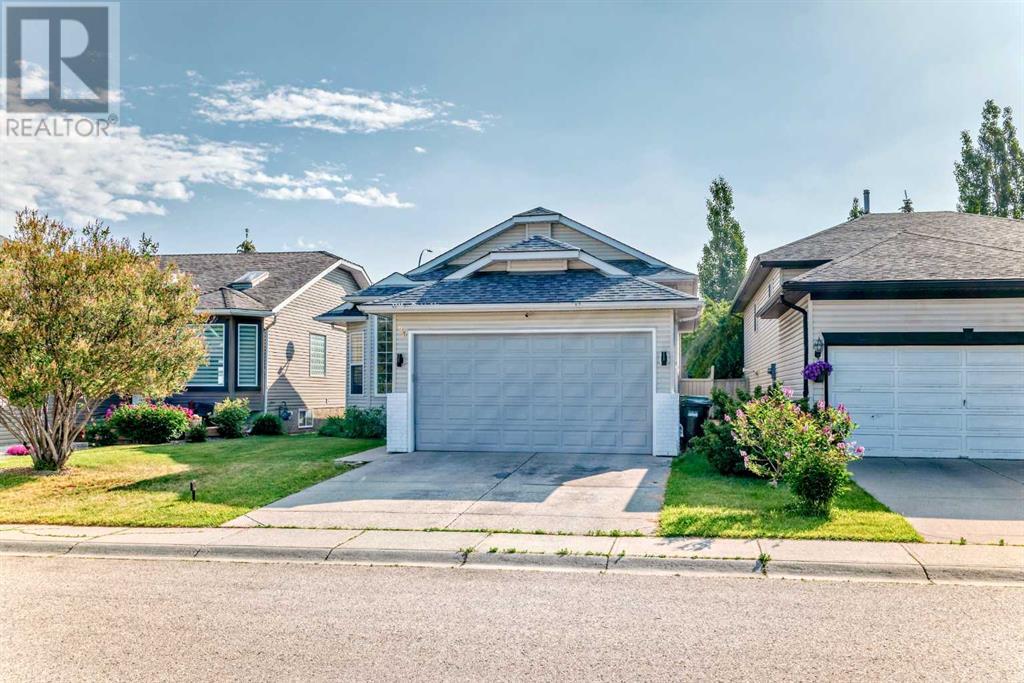 Property at 96 Douglas Ridge Close SE image 3