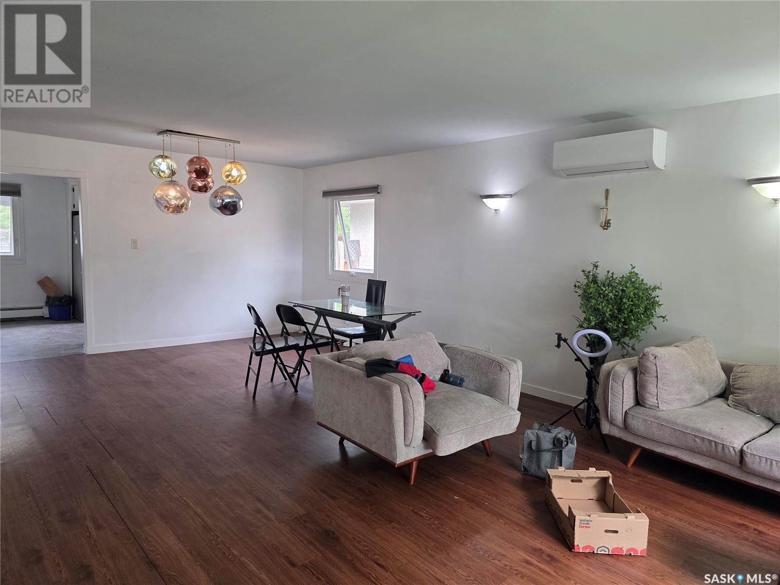1960 Cowan Crescent, Regina, Saskatchewan  S4S 4C6 - Photo 10 - SK008959