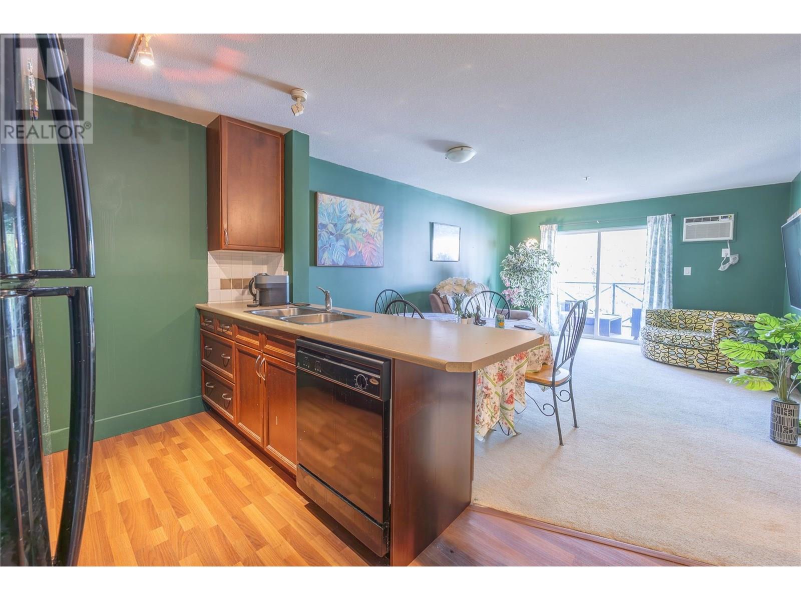 246 Hastings Avenue Unit# 201, Penticton, British Columbia  V2A 2V6 - Photo 6 - 10351794