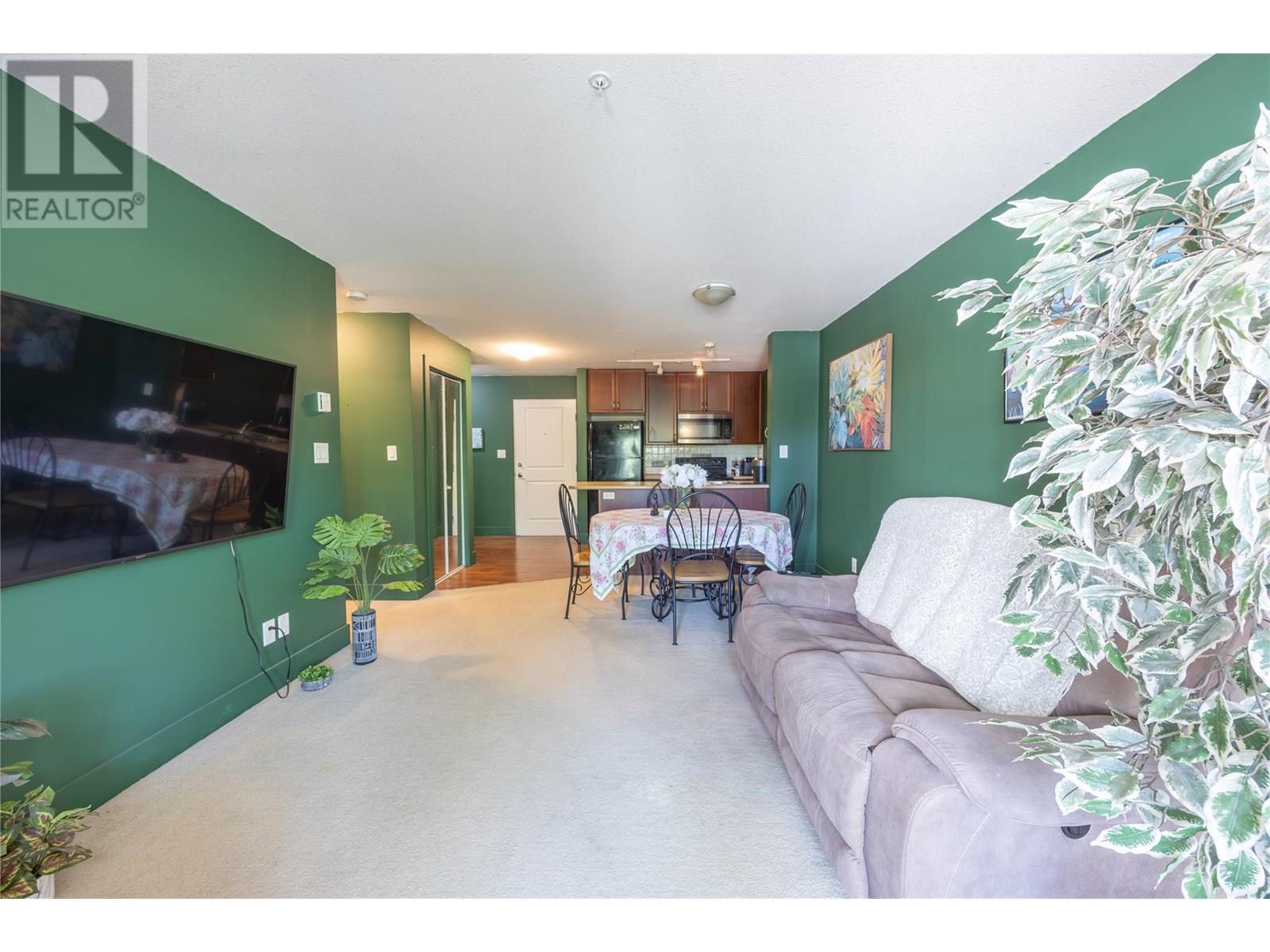 246 Hastings Avenue Unit# 201, Penticton, British Columbia  V2A 2V6 - Photo 3 - 10351794